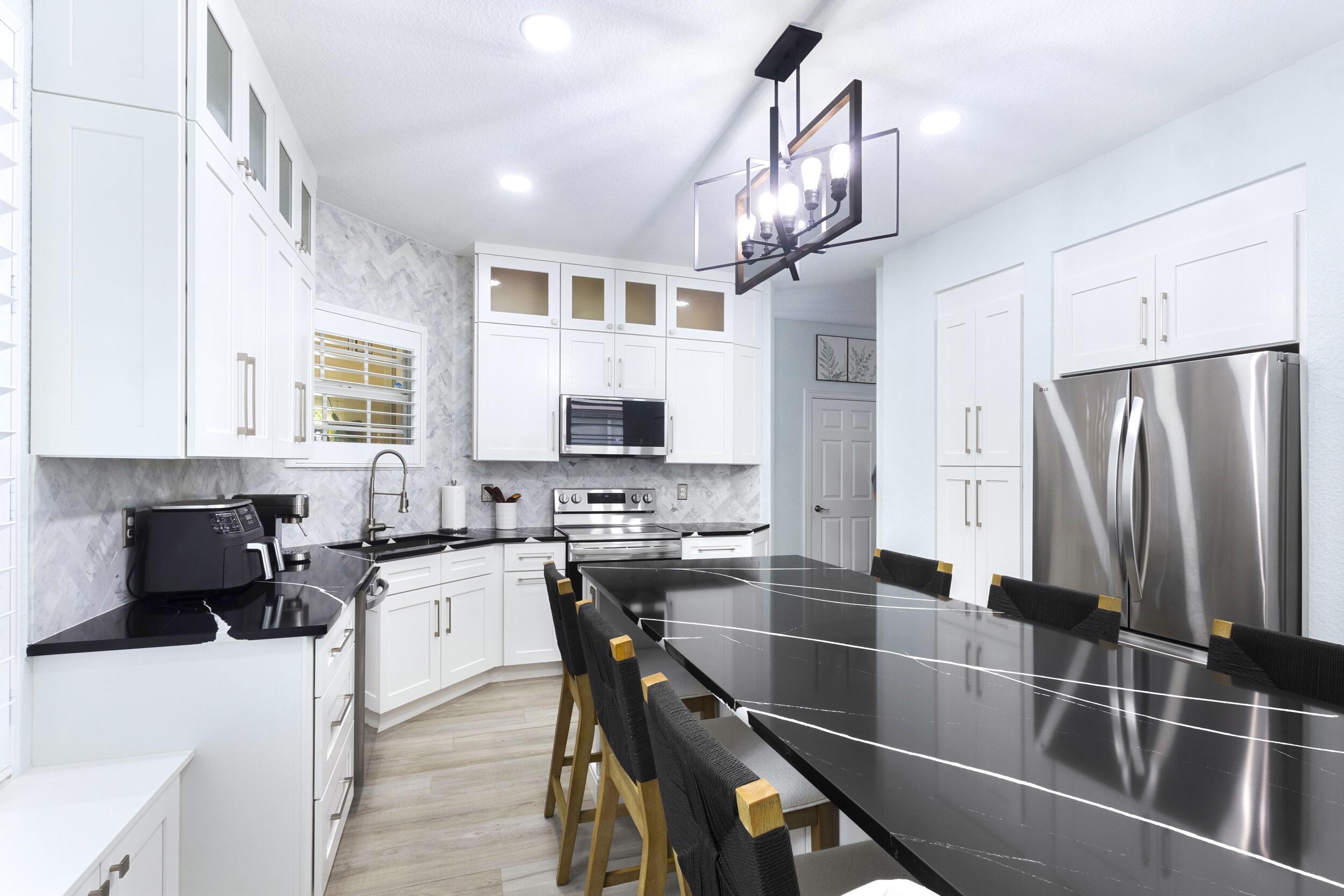 8070 Murano Circle