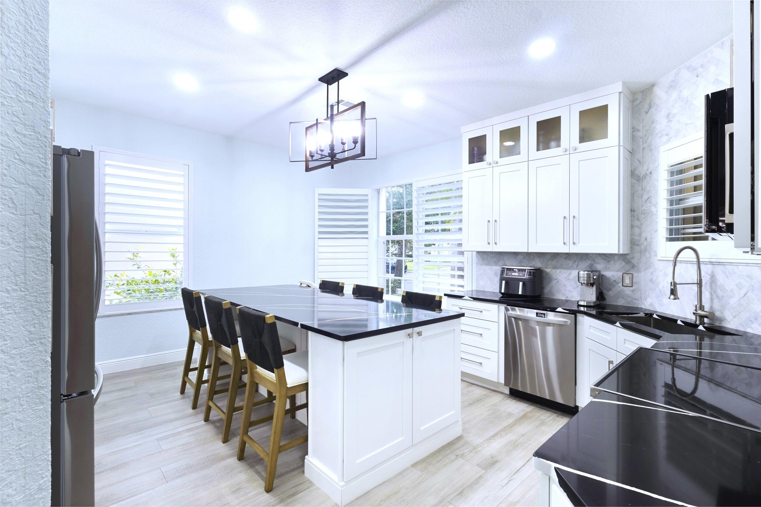 8070 Murano Circle