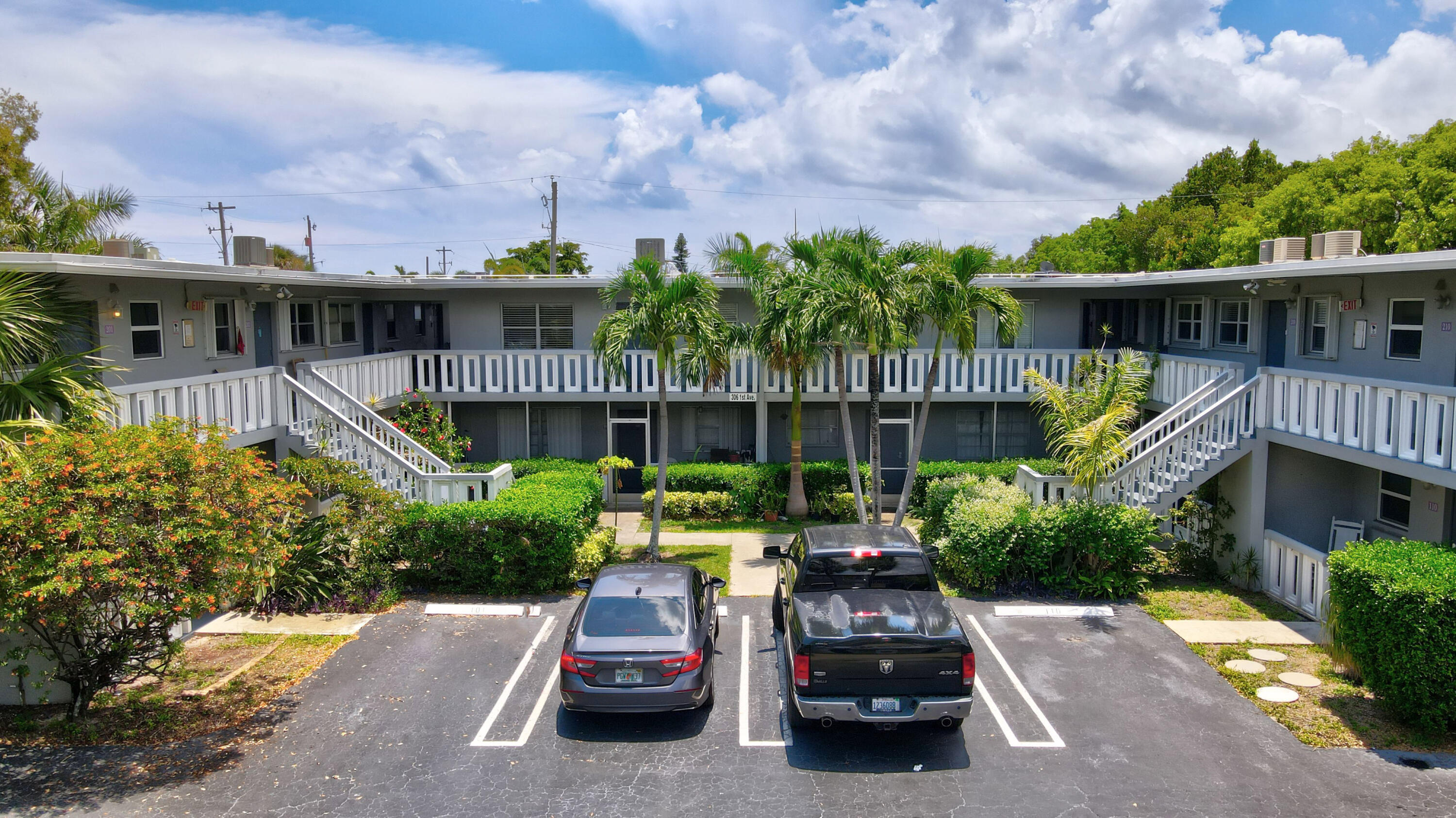 306 NE 1st Avenue 210