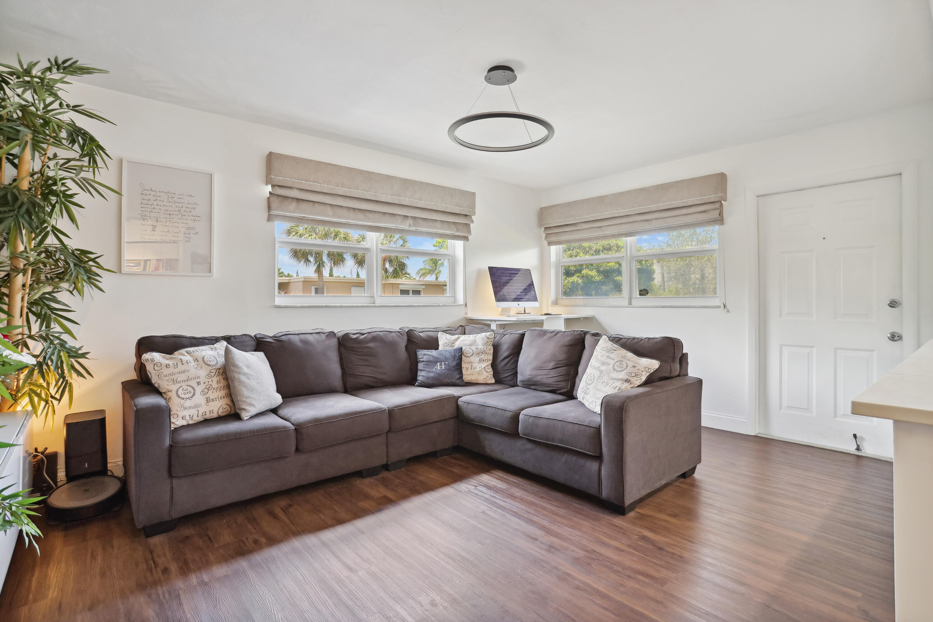 306 NE 1st Avenue 210
