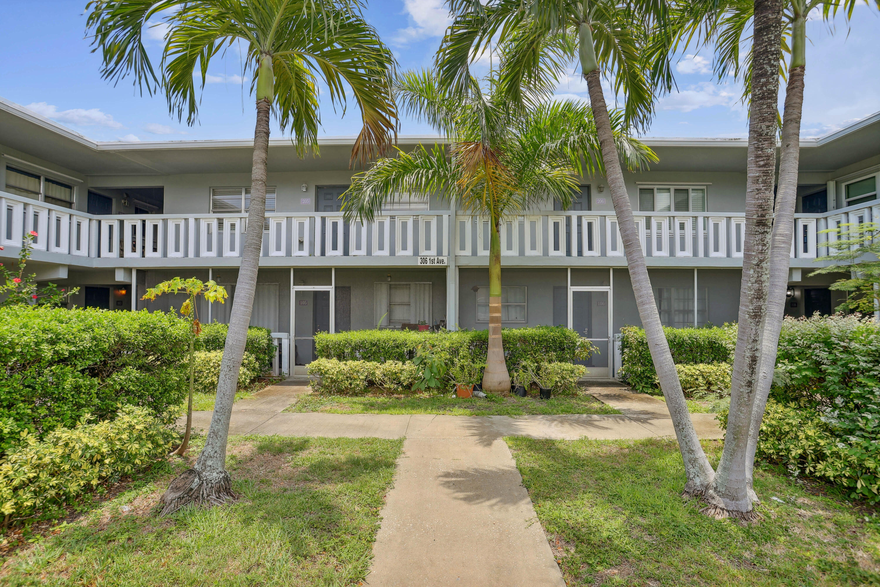 306 NE 1st Avenue 210