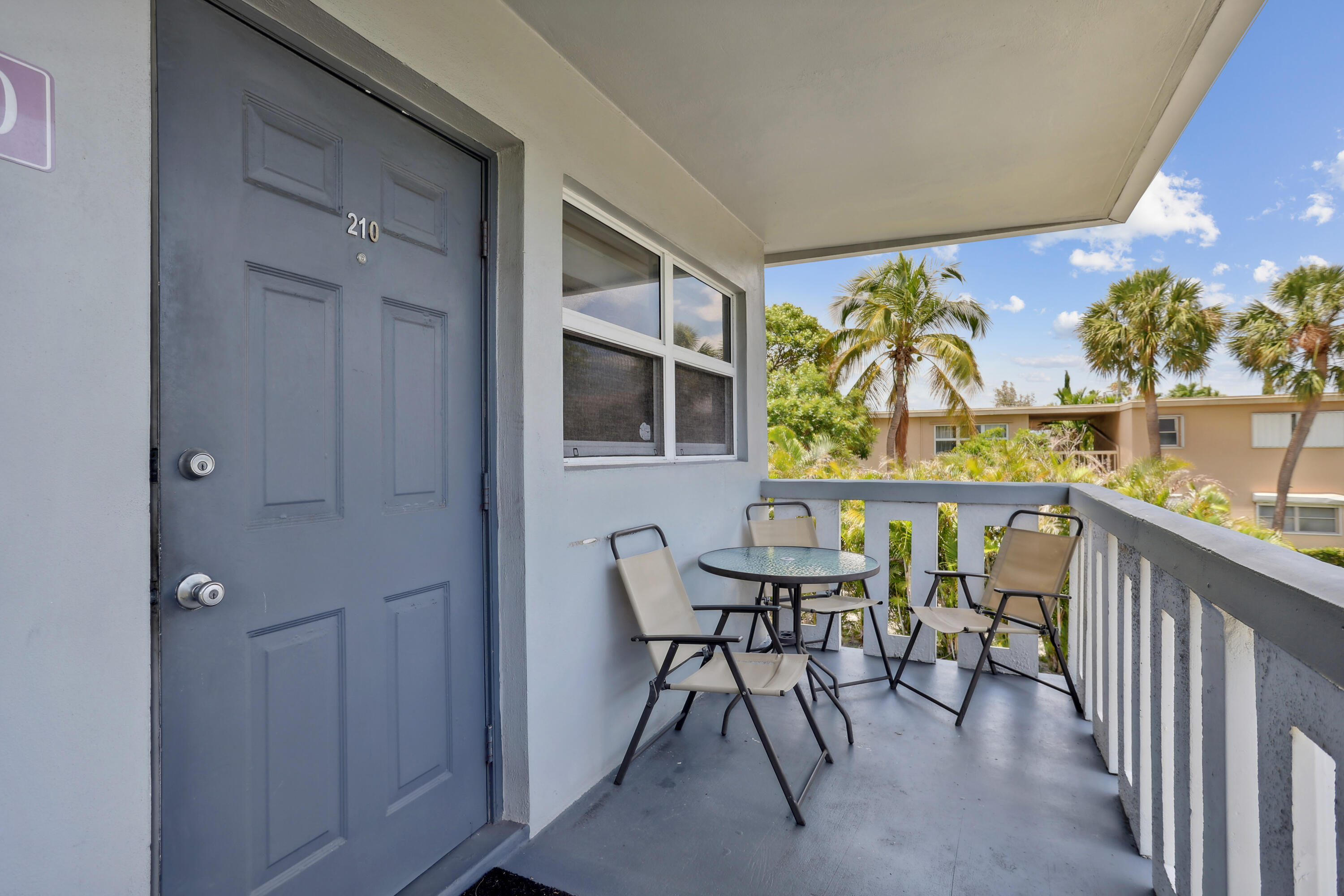 306 NE 1st Avenue 210