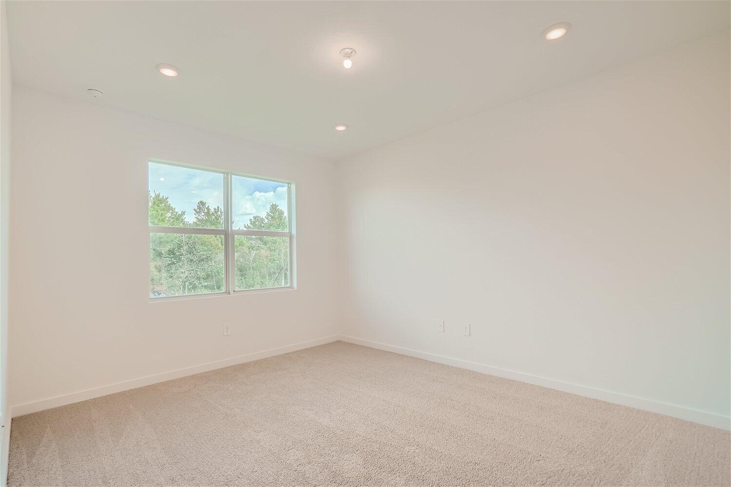 1907 NE Ocean Dunes Drive