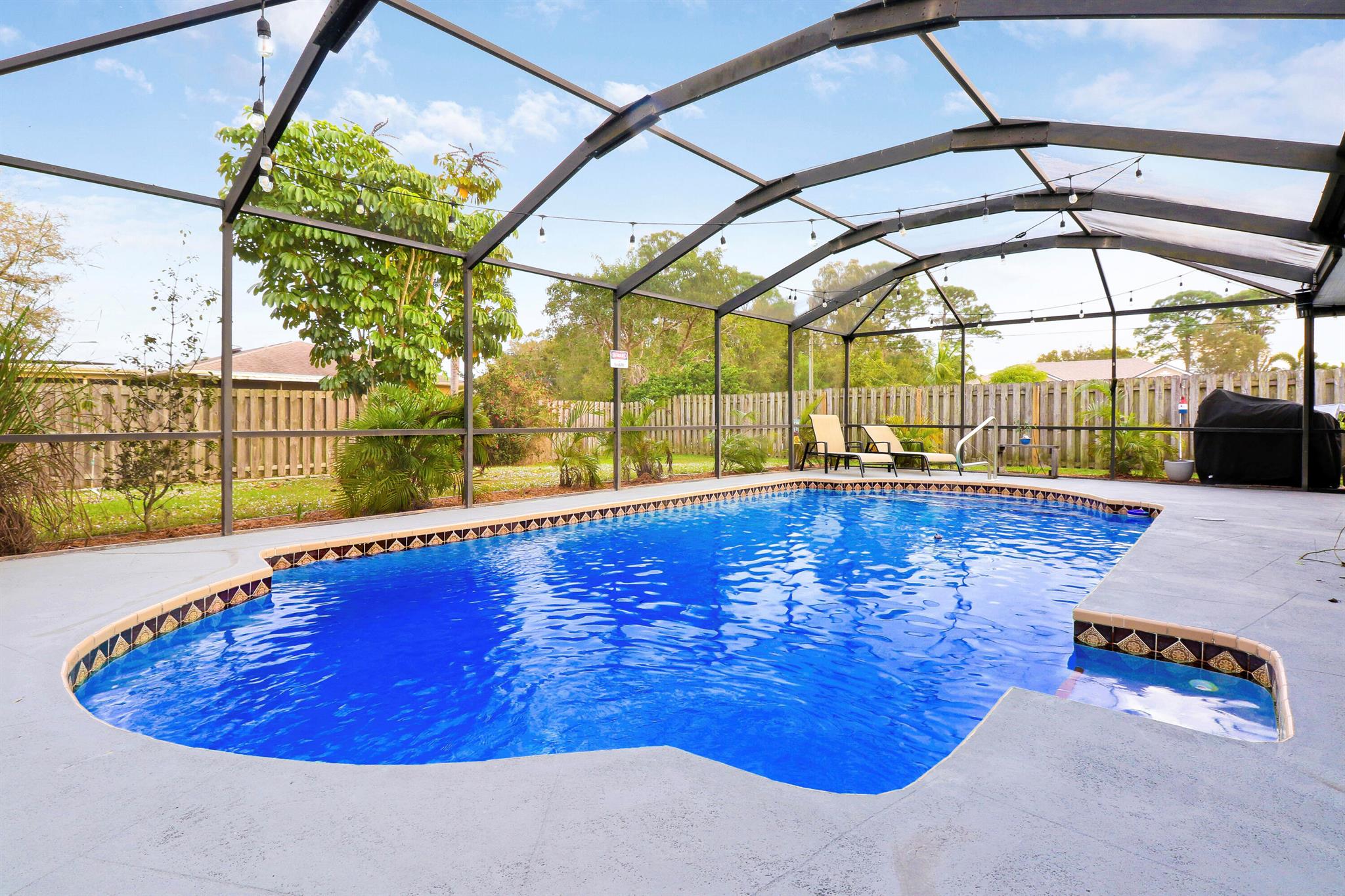 1291 SW Curtis Street Street