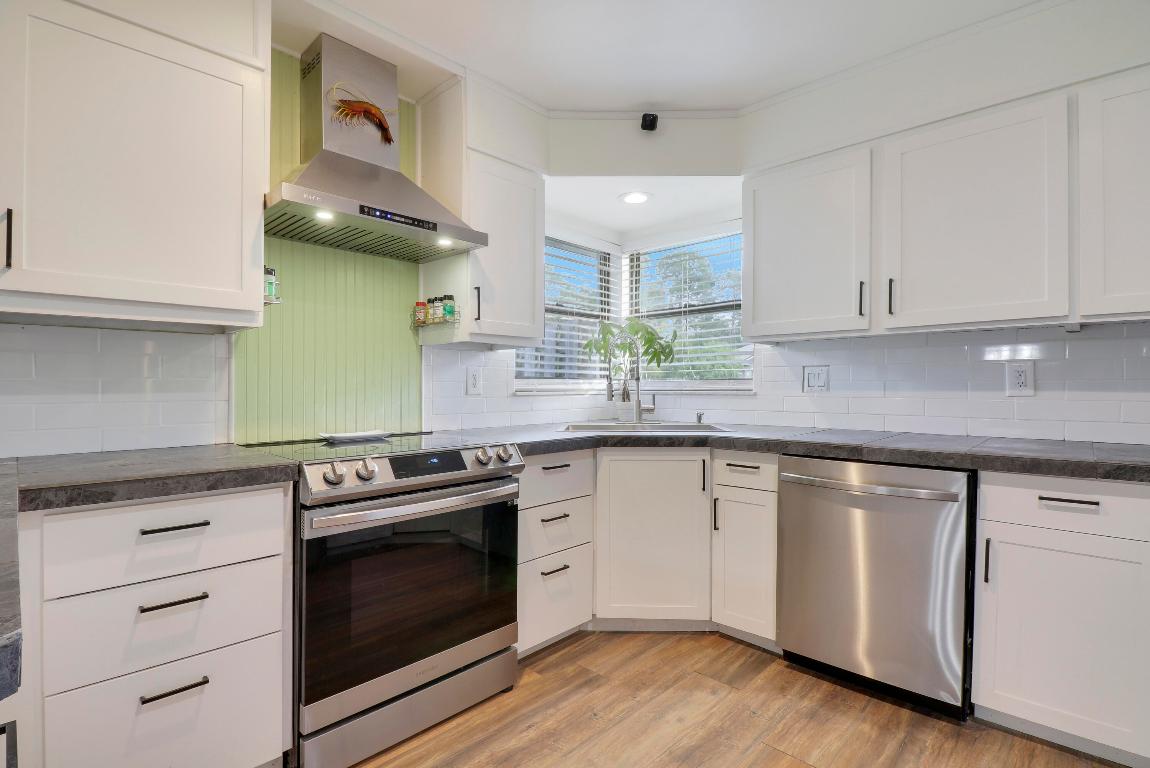 1291 SW Curtis Street Street