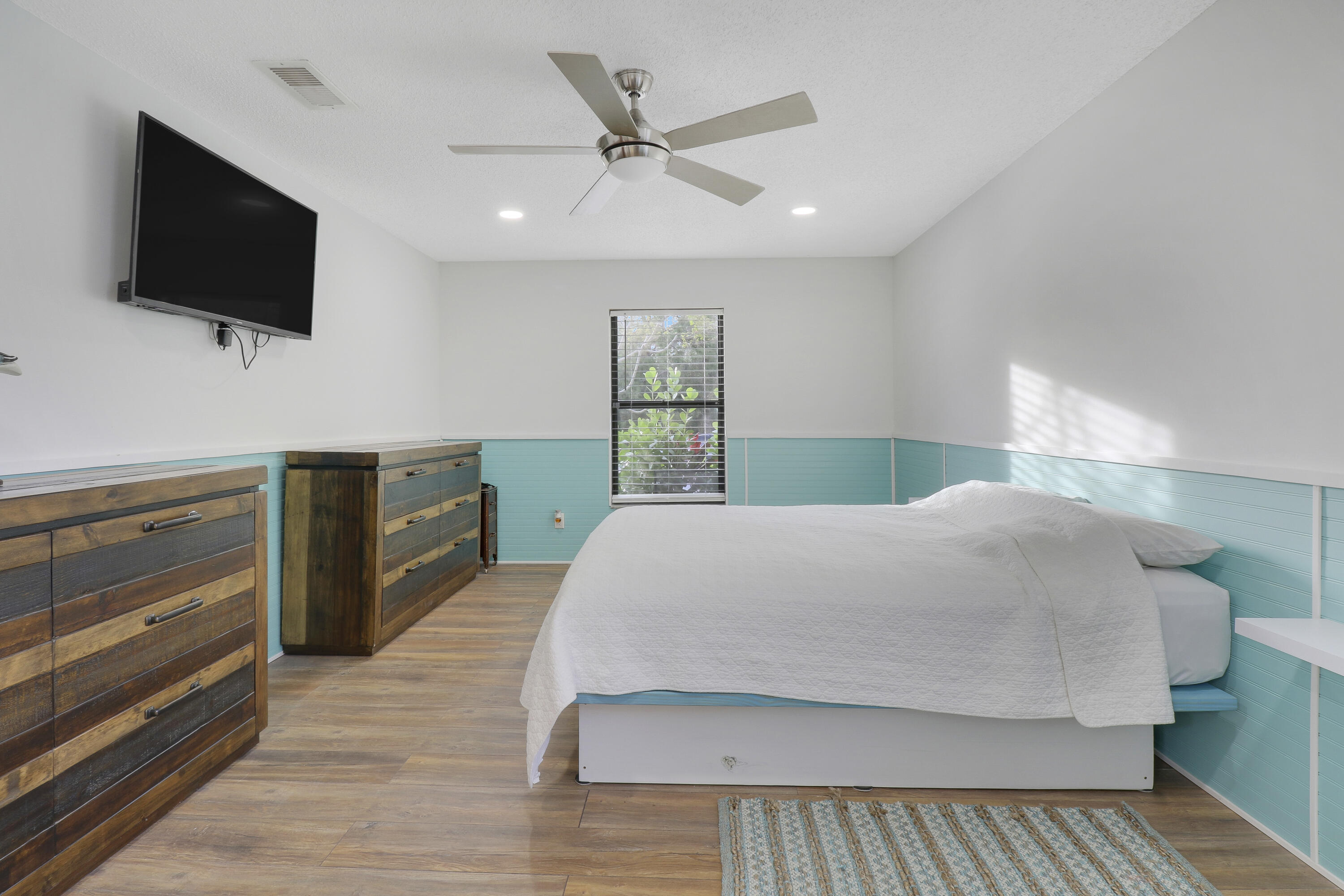 1291 SW Curtis Street Street