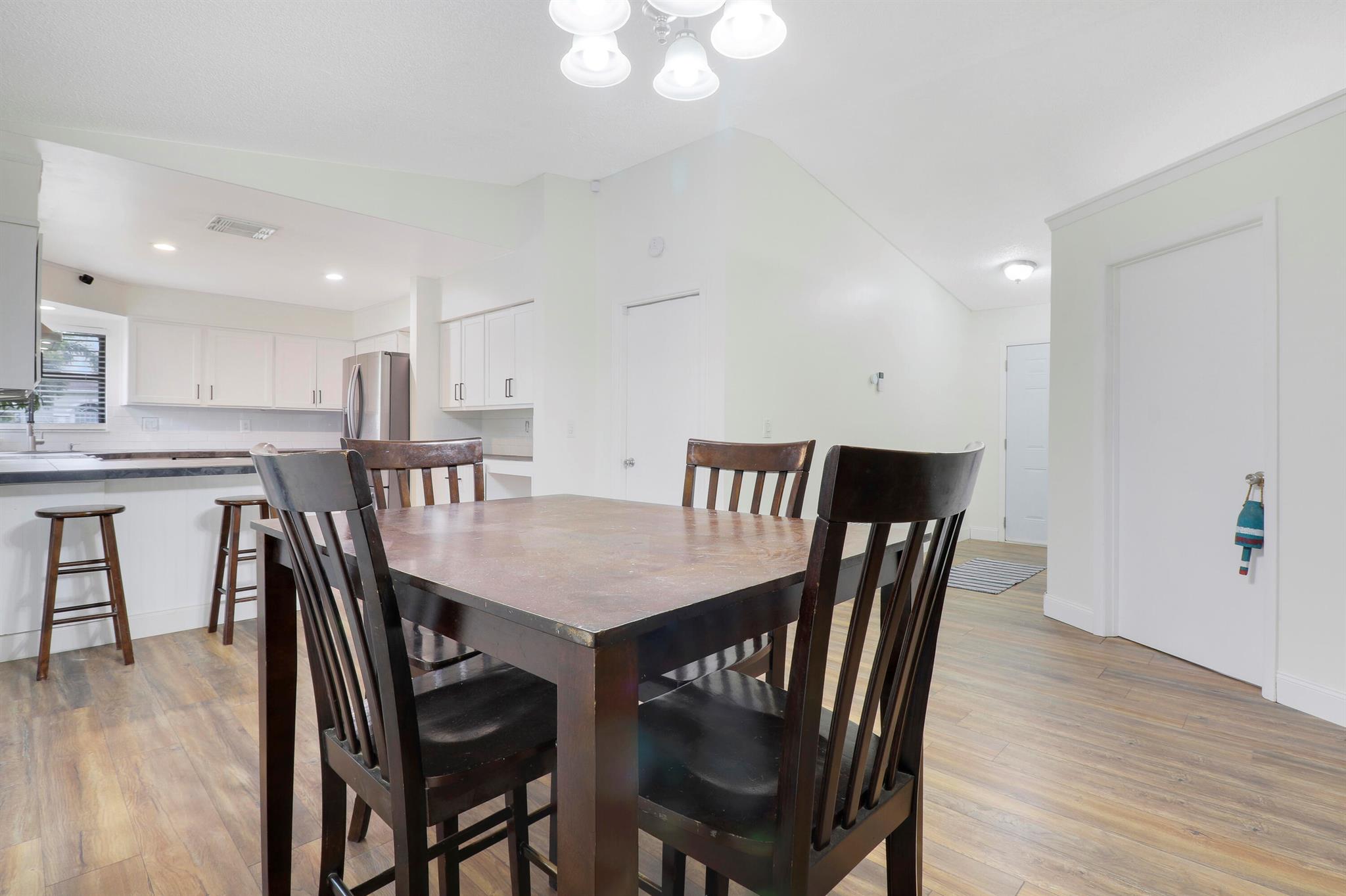 1291 SW Curtis Street Street