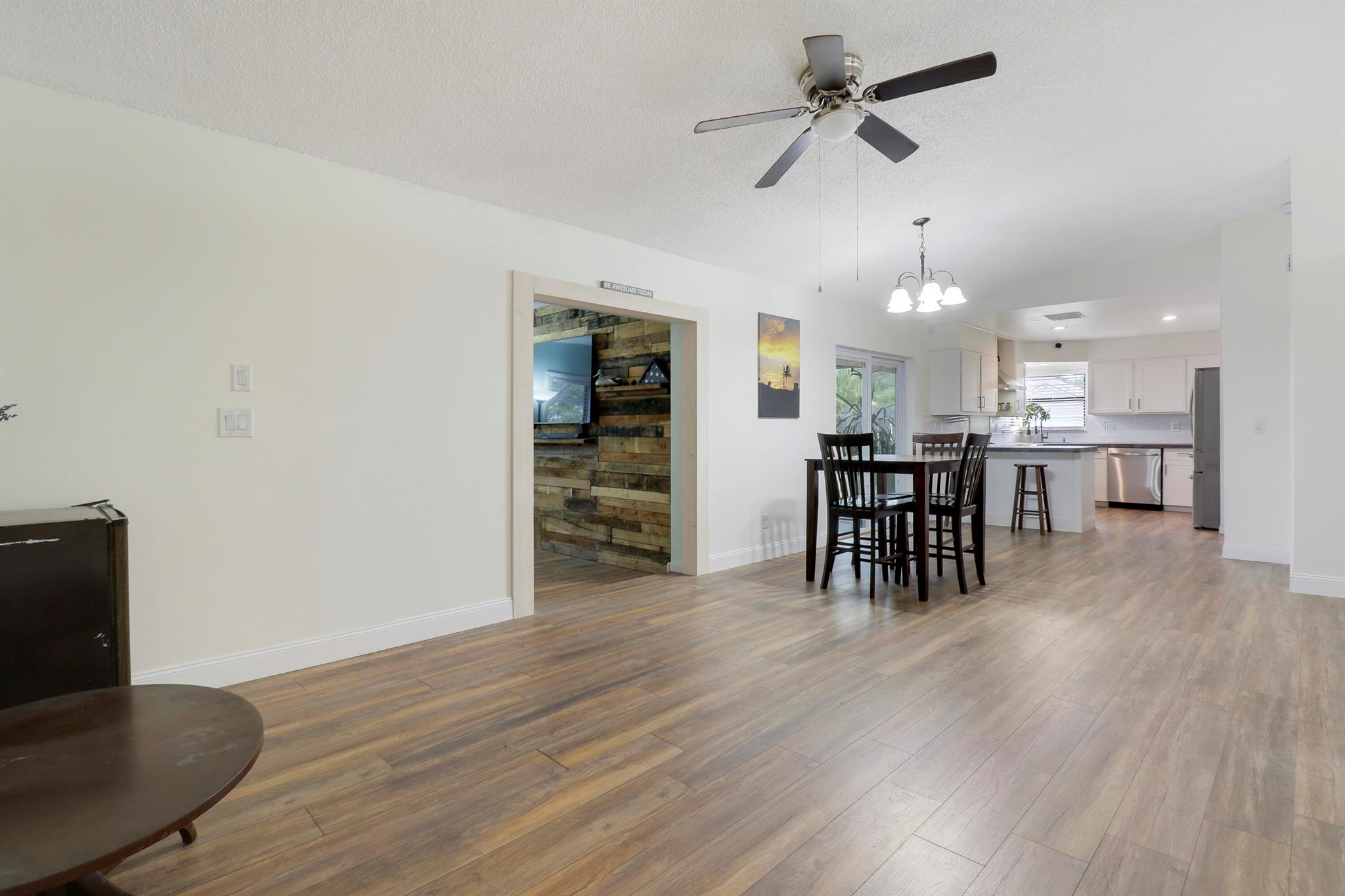 1291 SW Curtis Street Street