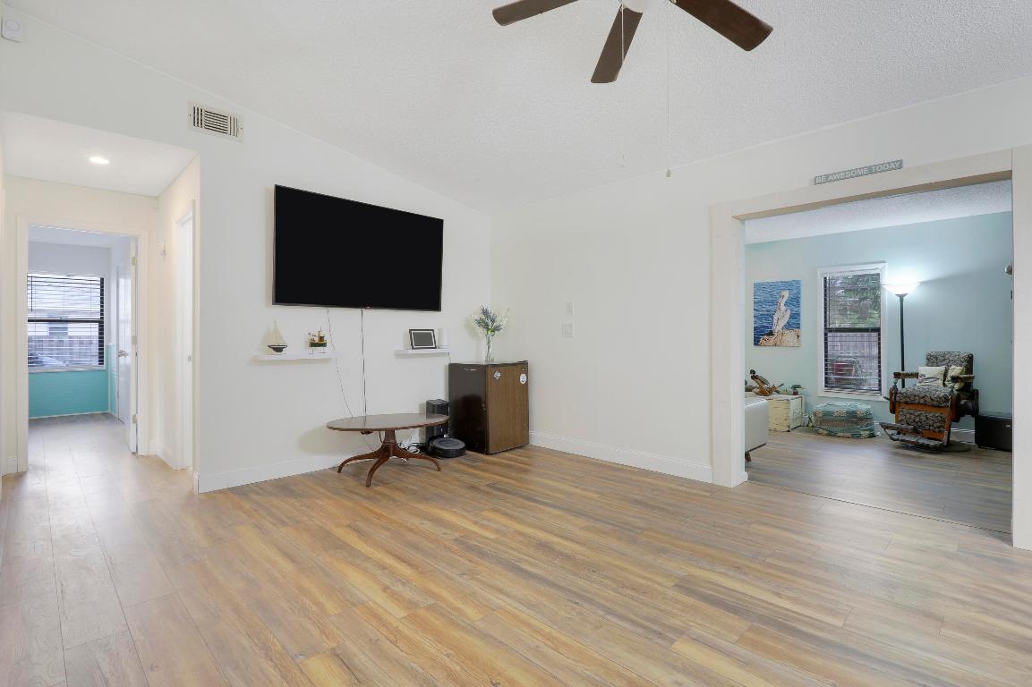 1291 SW Curtis Street Street