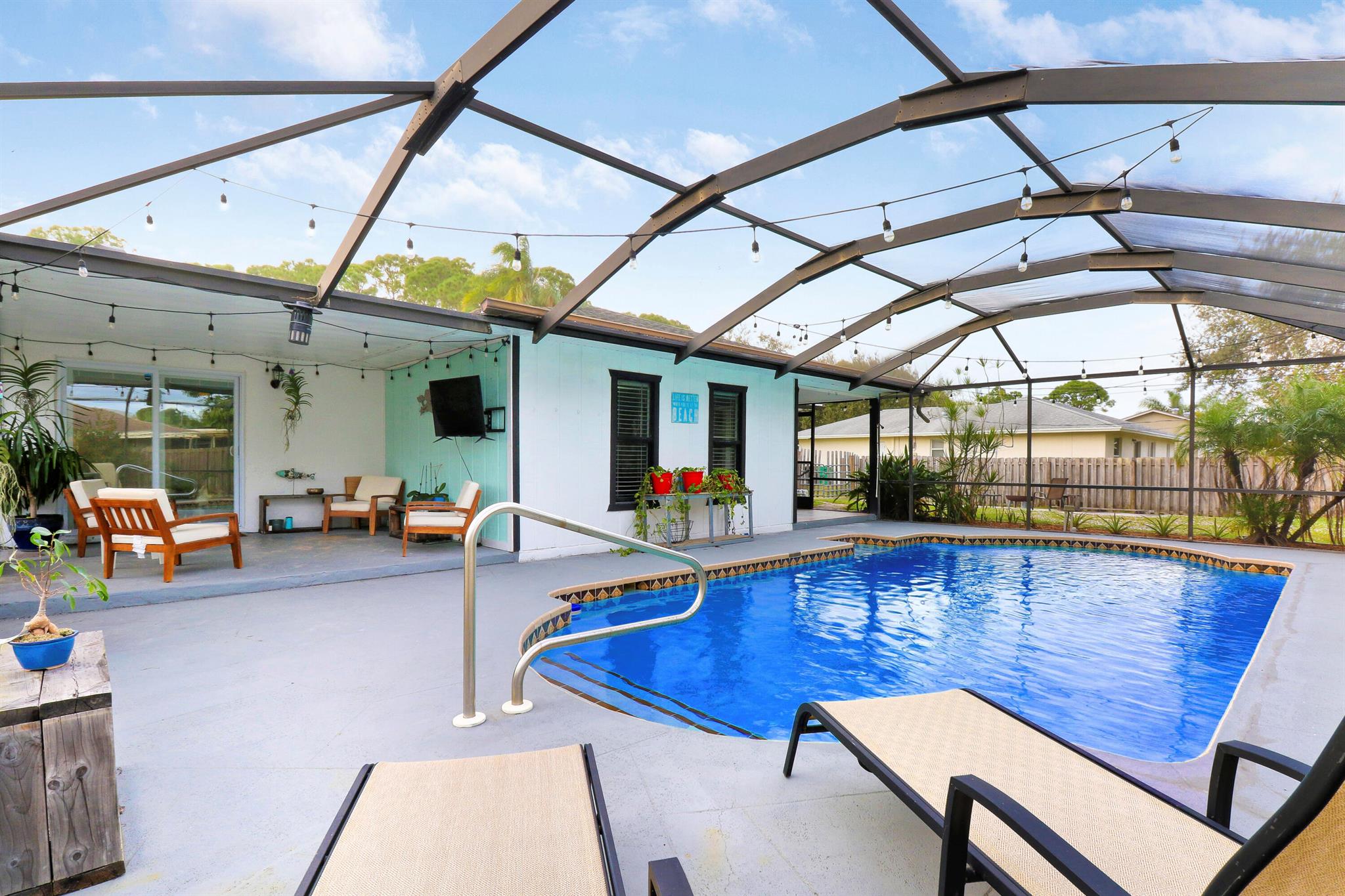 1291 SW Curtis Street Street