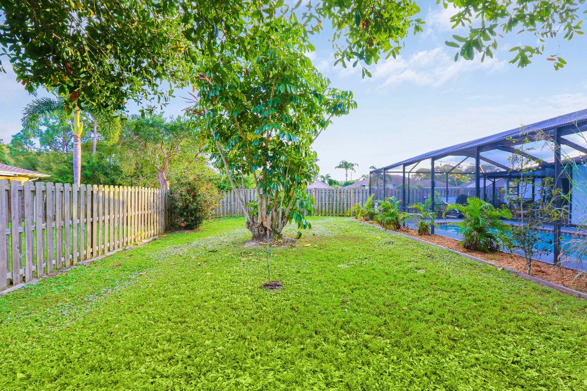 1291 SW Curtis Street Street