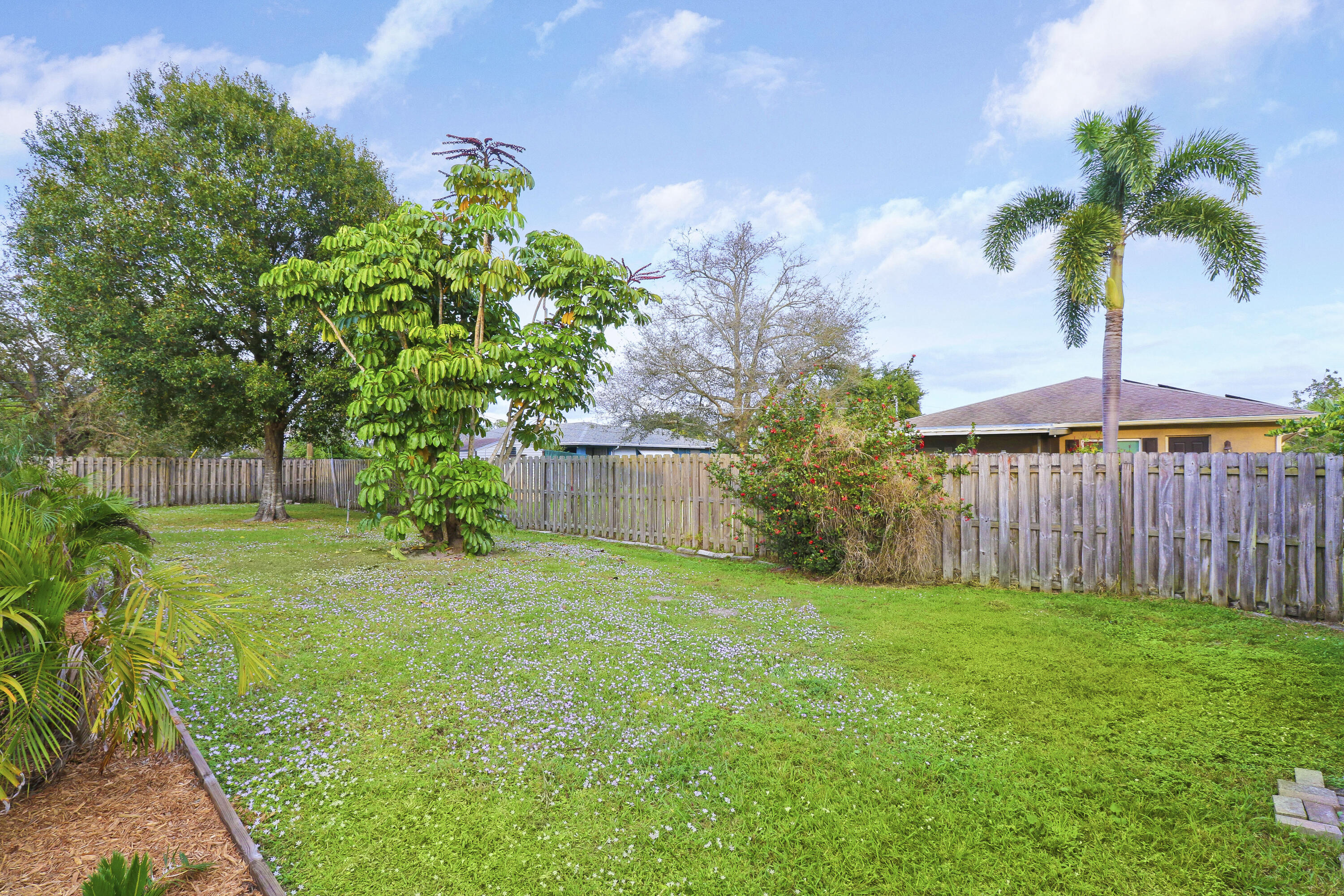 1291 SW Curtis Street Street