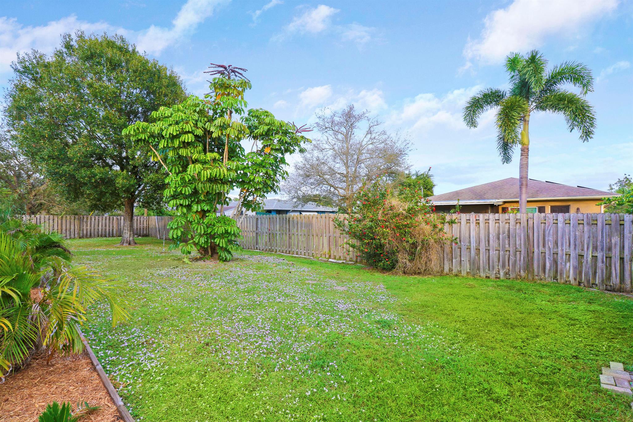 1291 SW Curtis Street Street