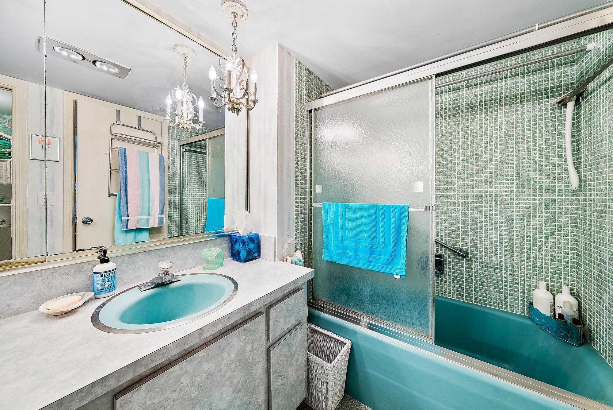 44 Yacht Club Drive Unit: 209