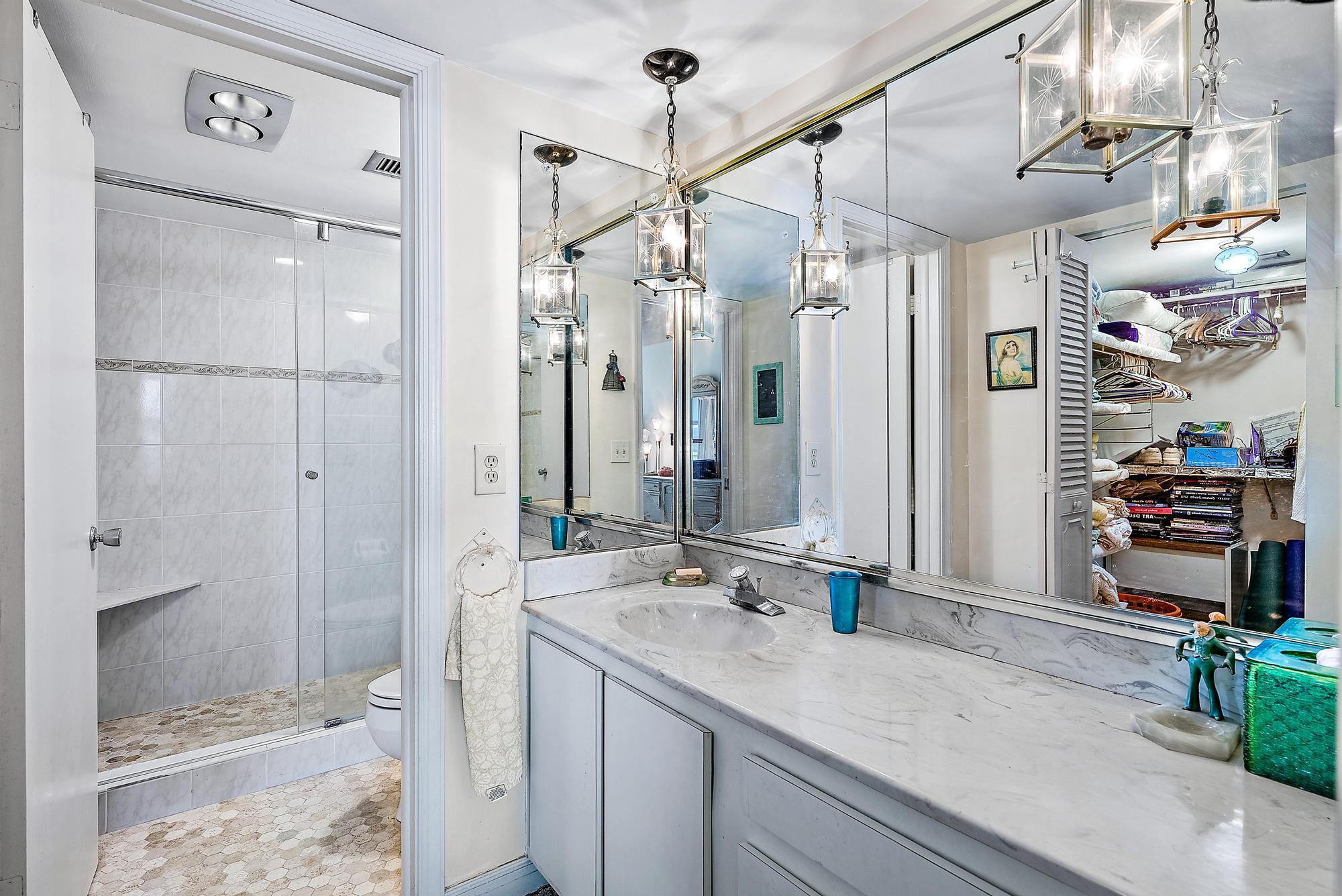 44 Yacht Club Drive Unit: 209