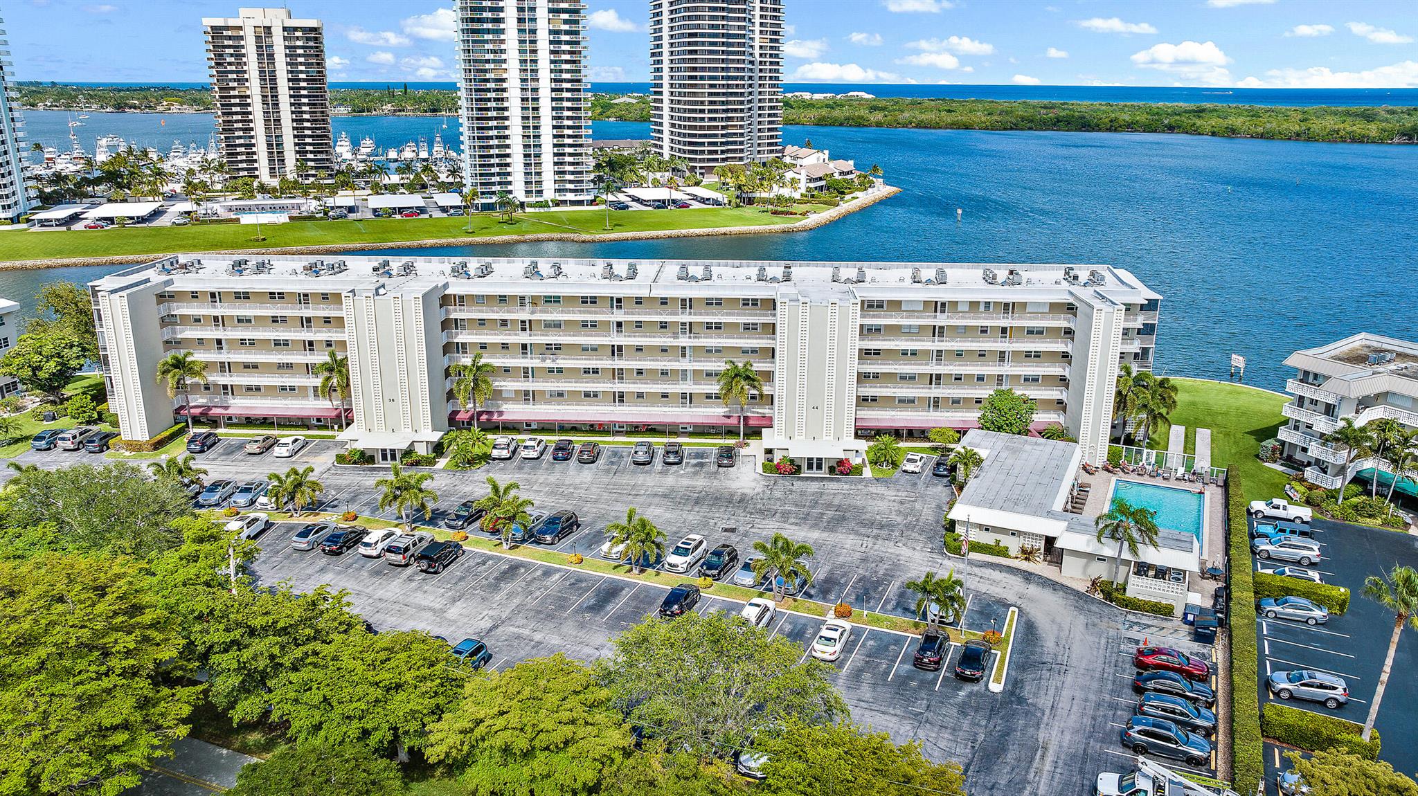 36 Yacht Club Drive Unit: 403