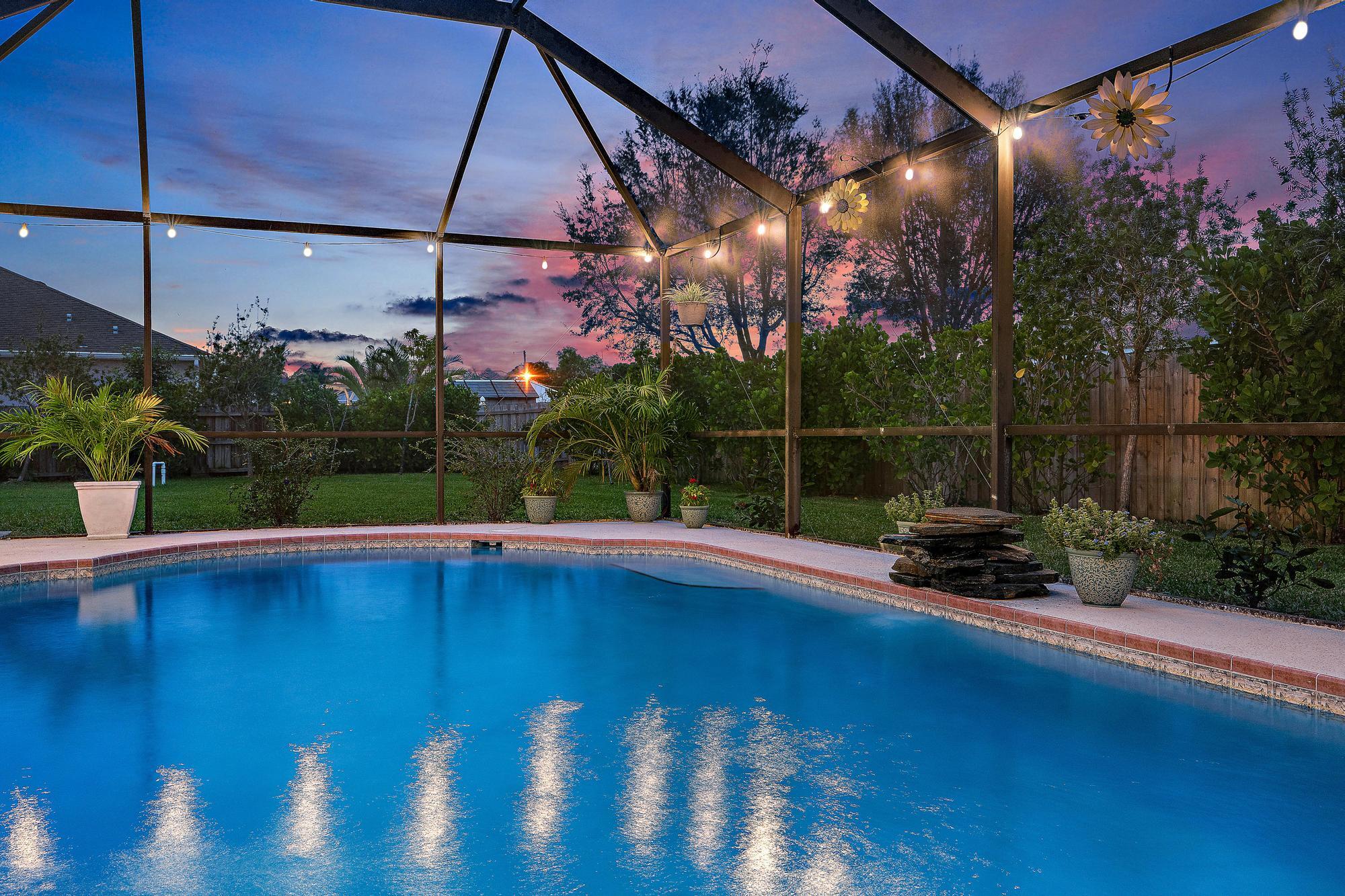 5884 NW Carovel Avenue