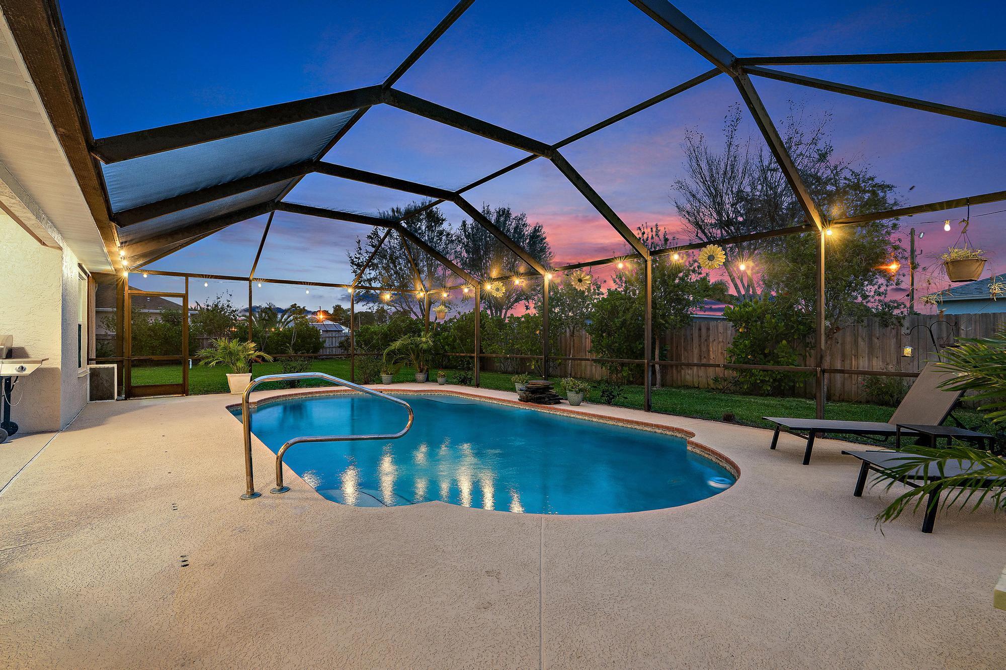 5884 NW Carovel Avenue