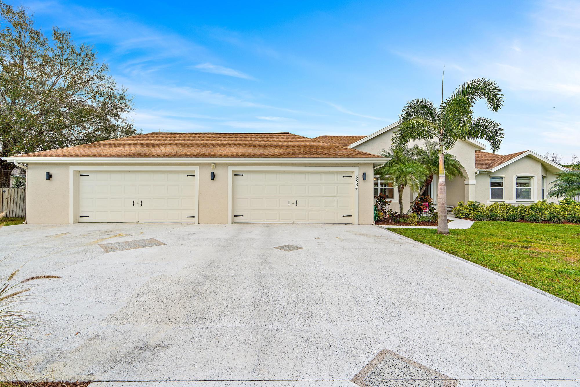 5884 NW Carovel Avenue