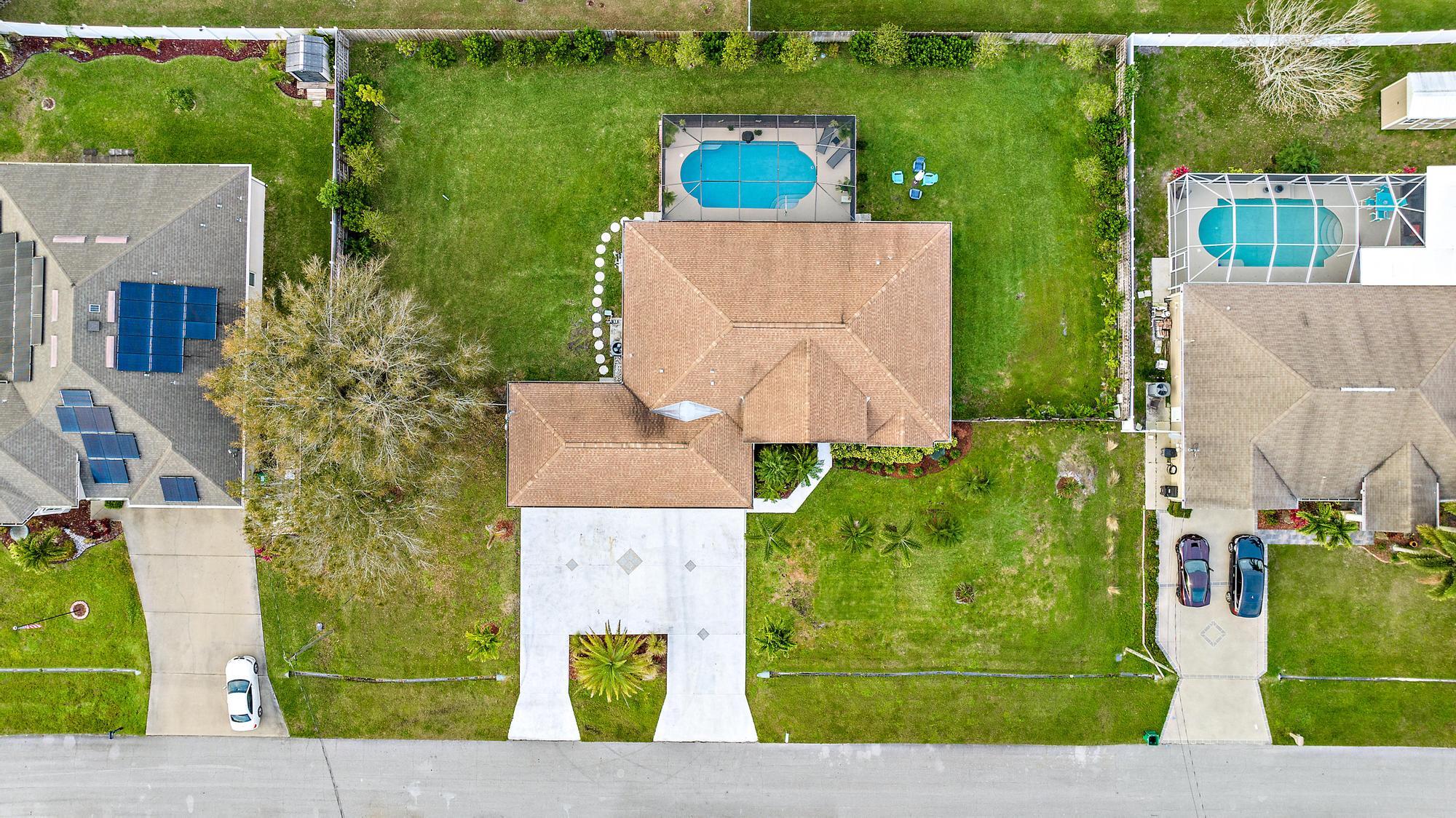 5884 NW Carovel Avenue