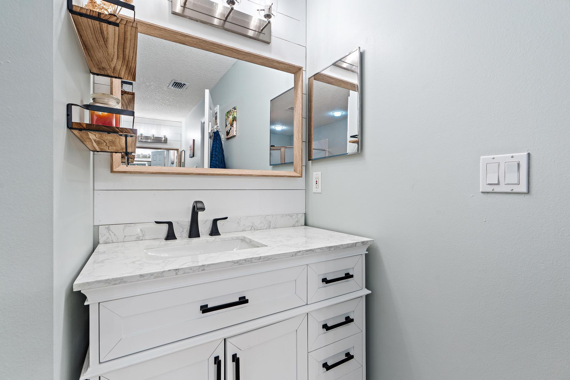 5884 NW Carovel Avenue