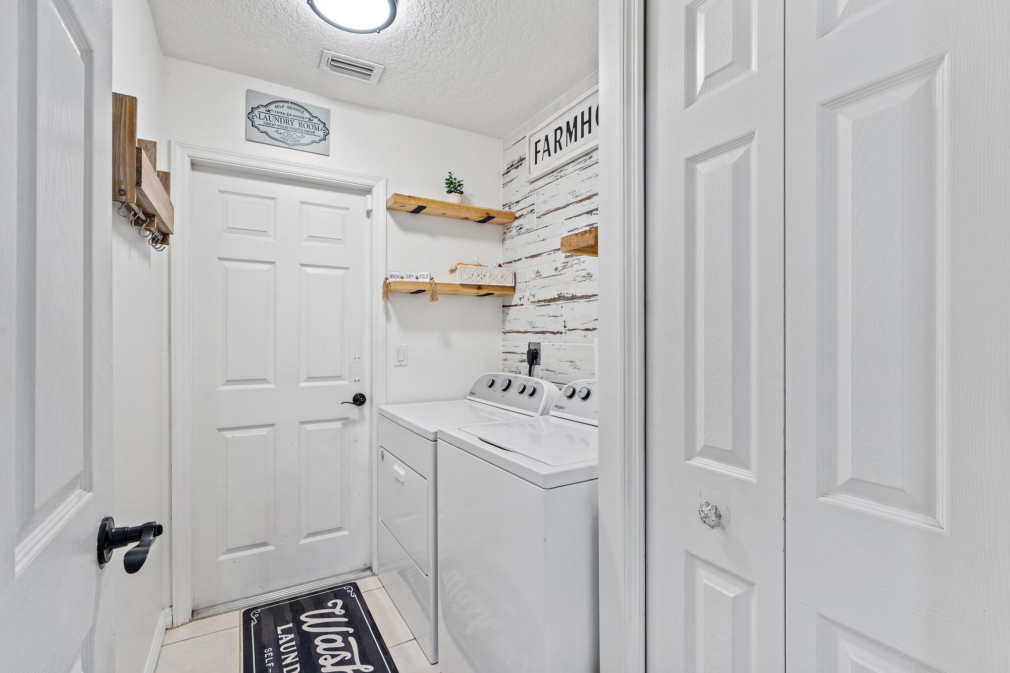 5884 NW Carovel Avenue