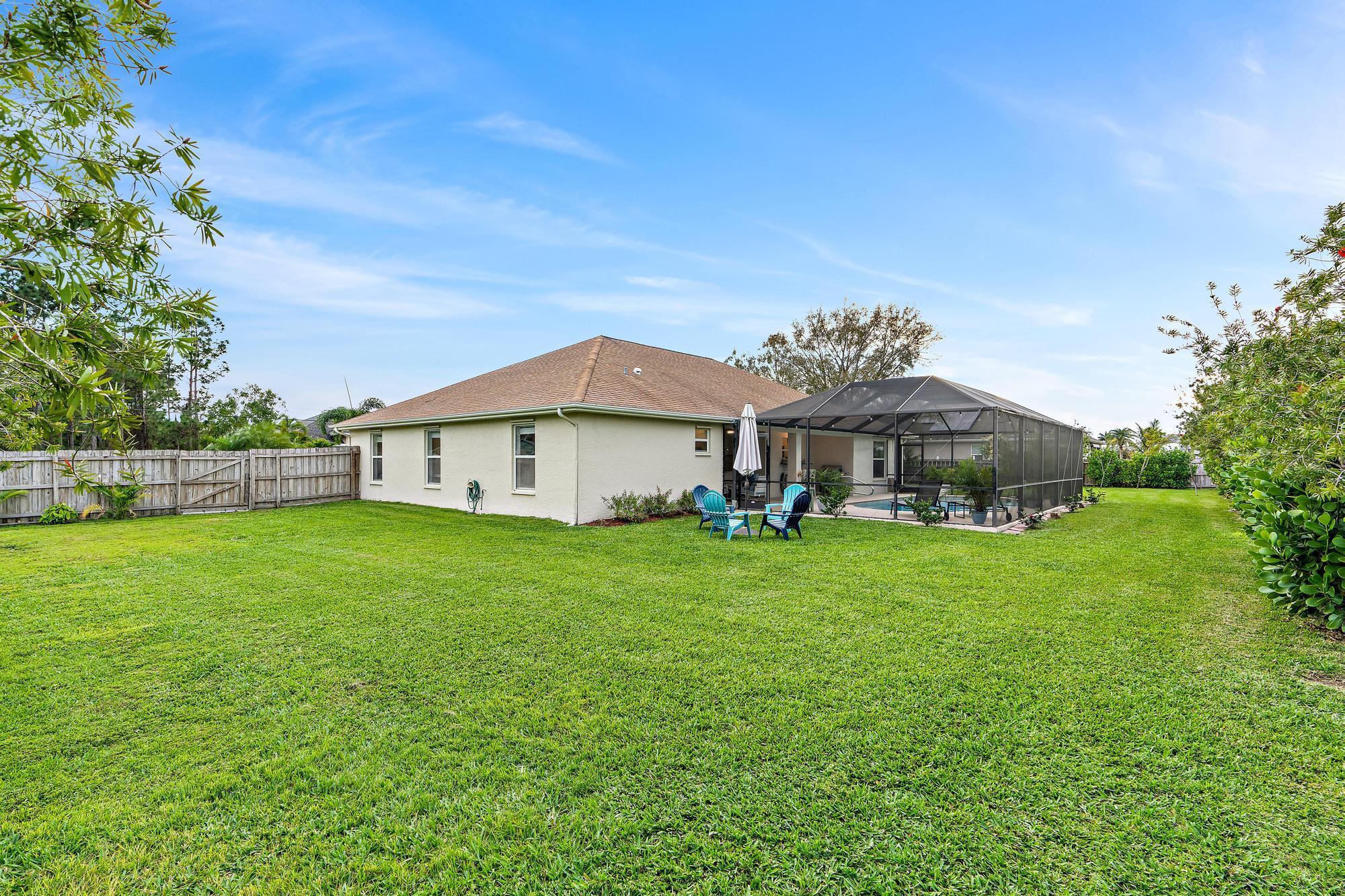 5884 NW Carovel Avenue