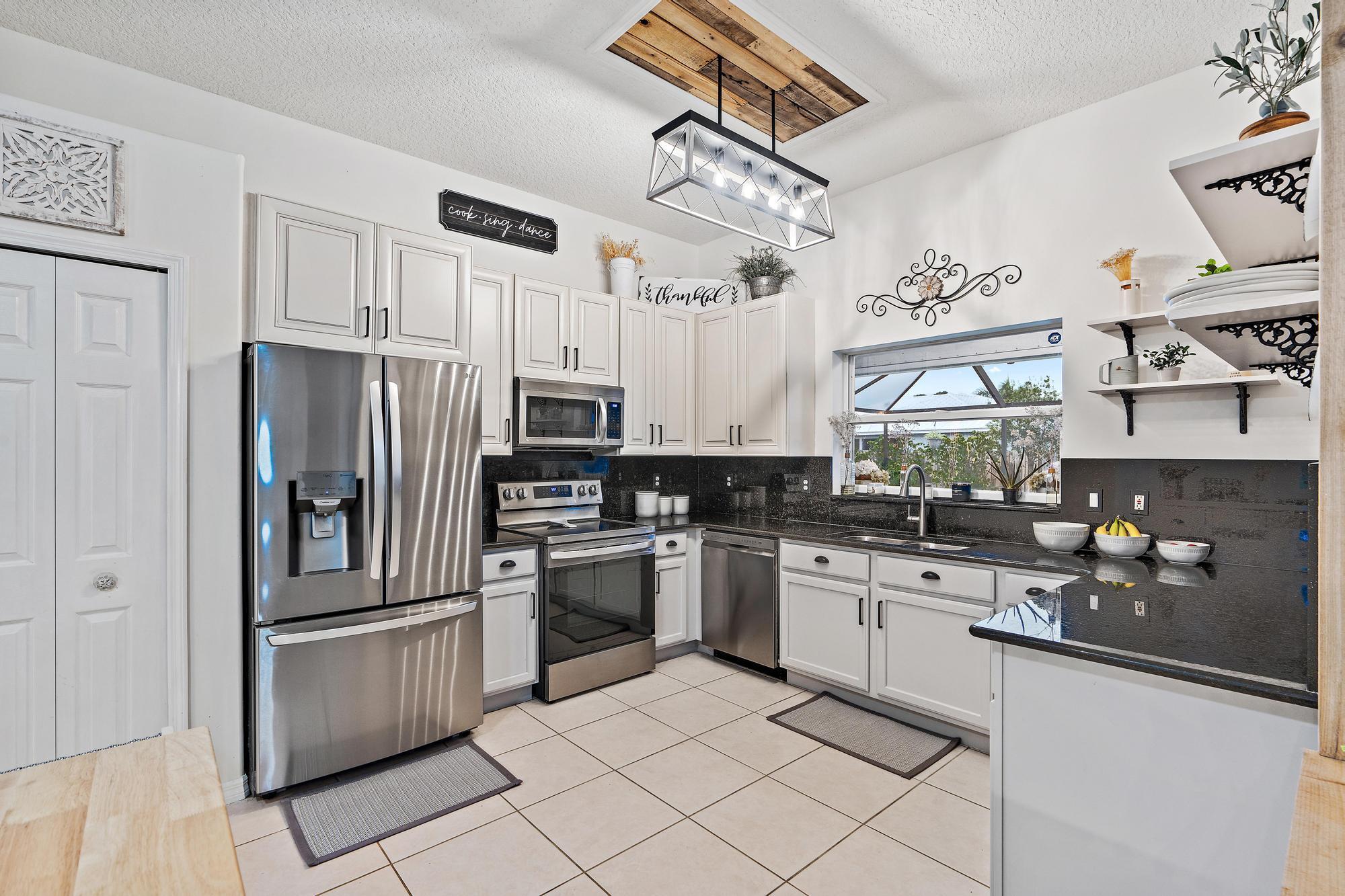 5884 NW Carovel Avenue