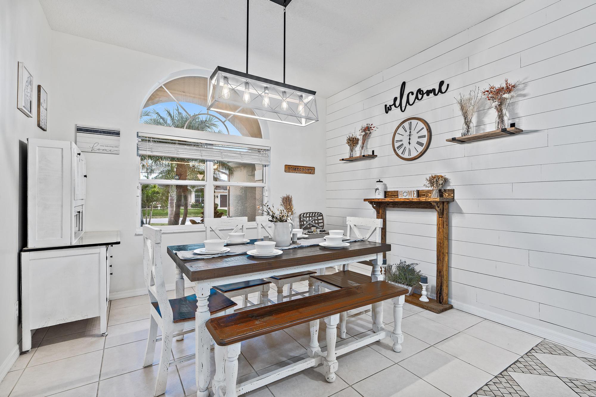 5884 NW Carovel Avenue