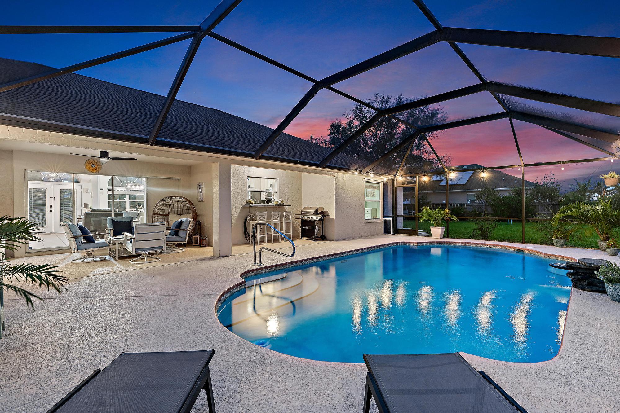 5884 NW Carovel Avenue