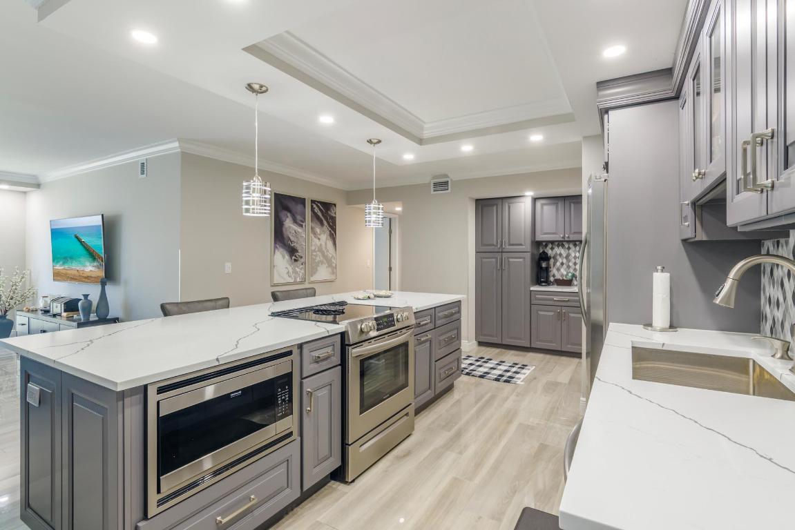 5440 N Ocean Drive 804