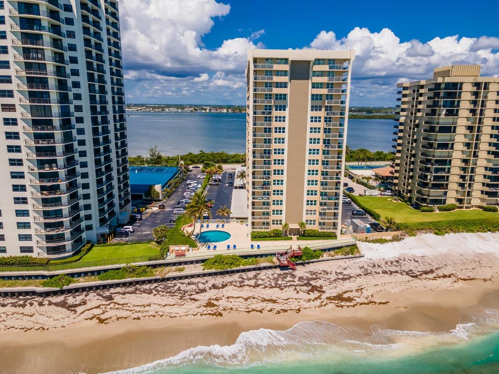 5440 N Ocean Drive 804