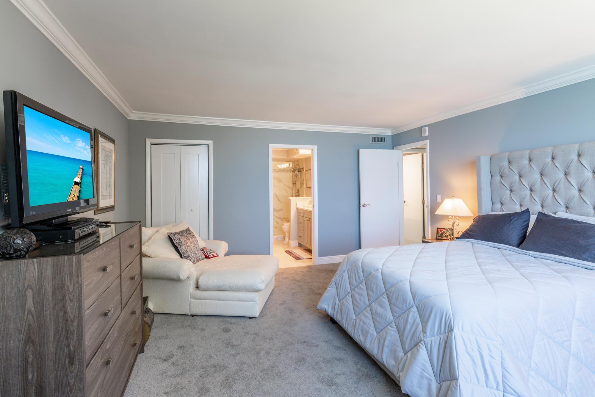 5440 N Ocean Drive 804