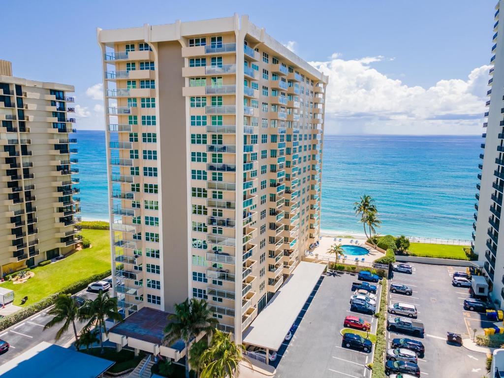 5440 N Ocean Drive 804