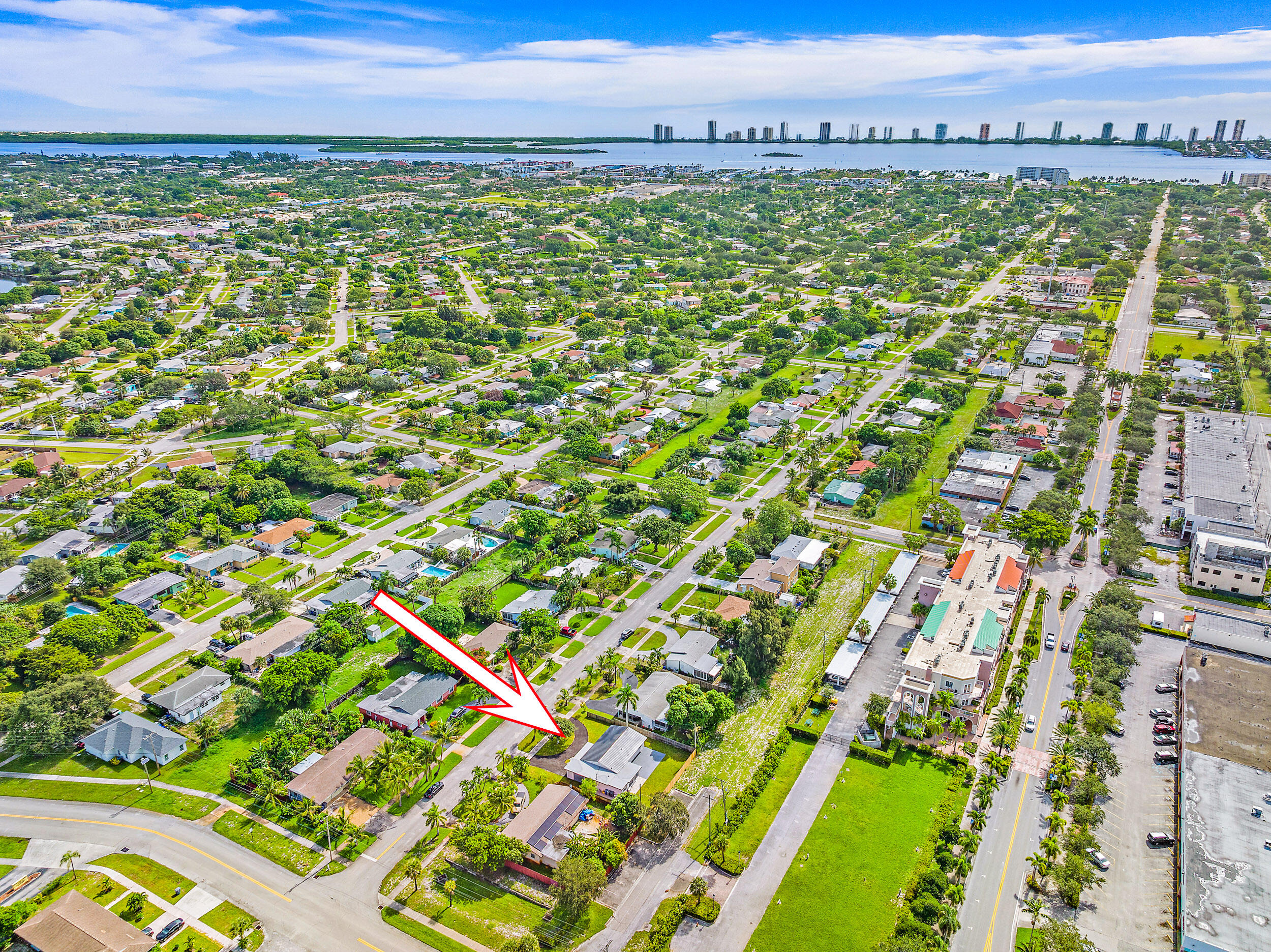 844 Greenbriar Drive