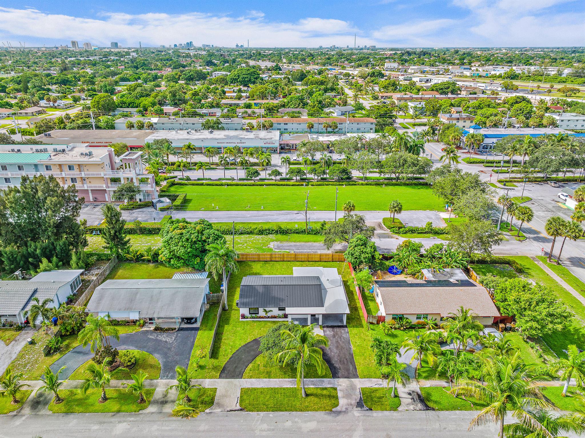 844 Greenbriar Drive