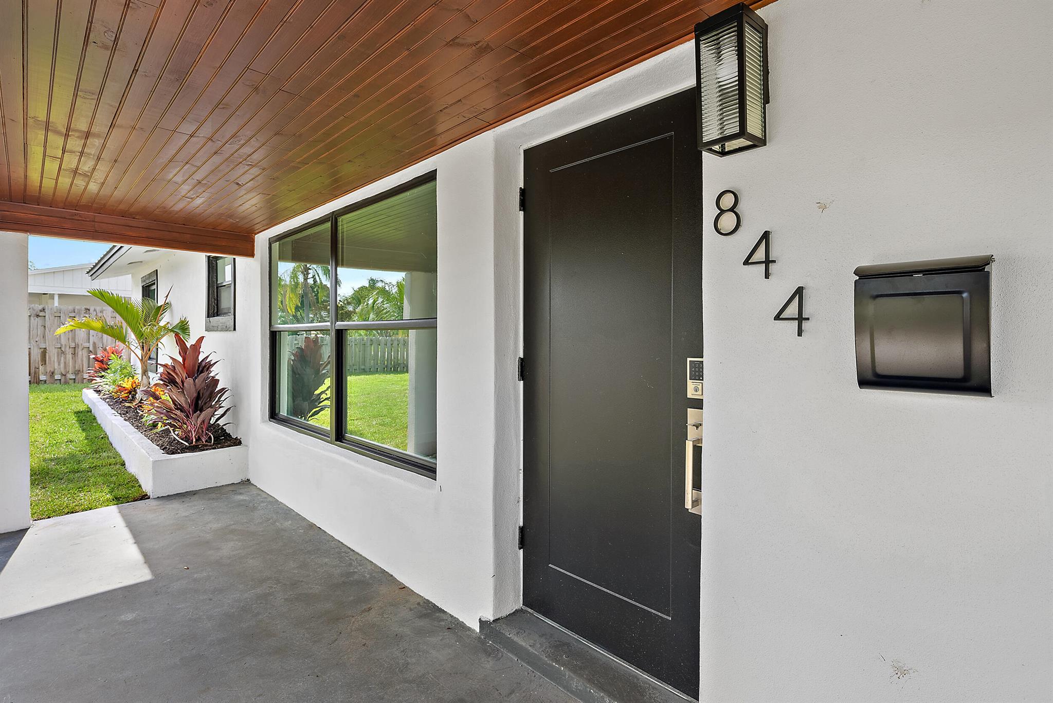 844 Greenbriar Drive