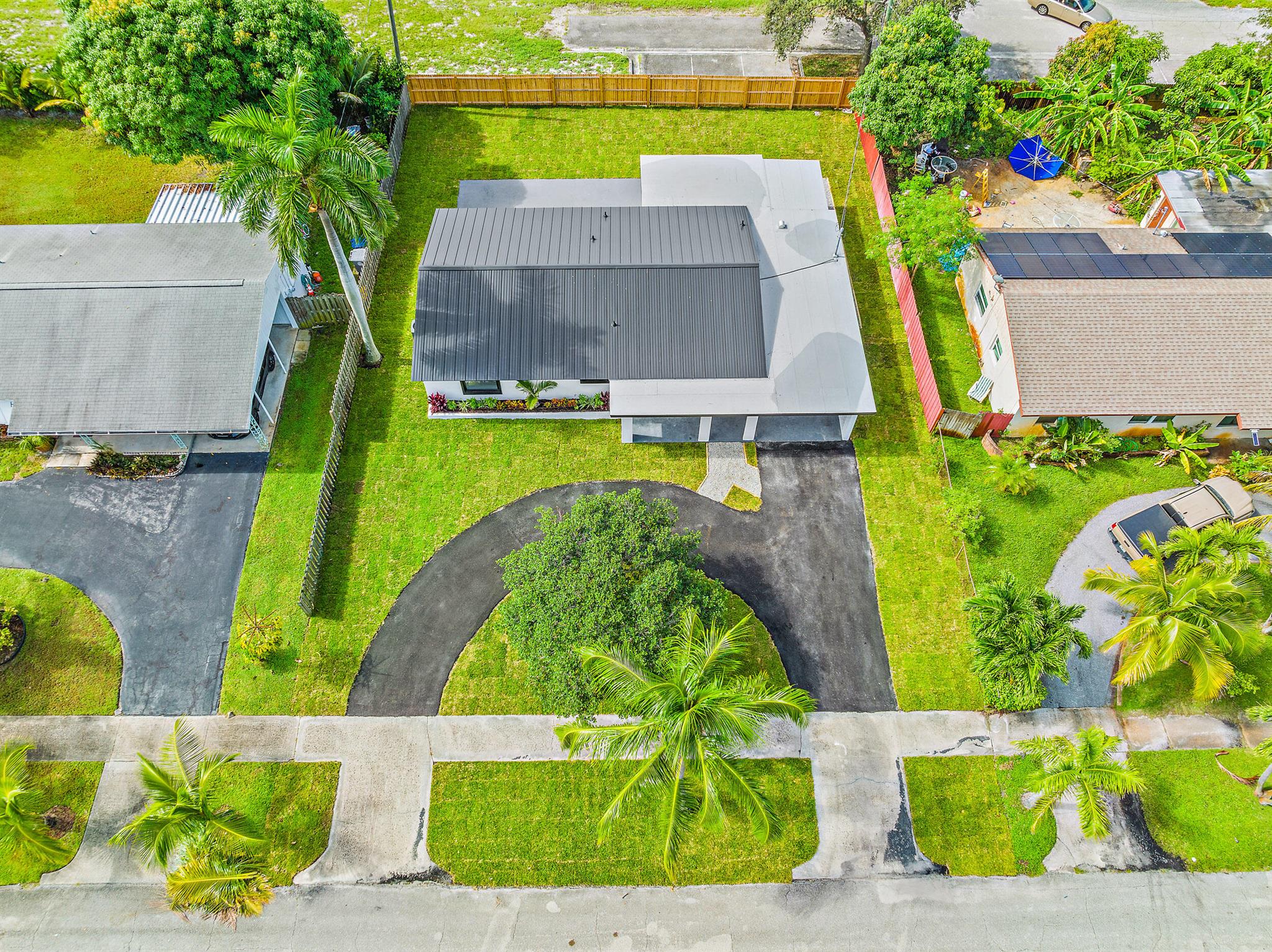 844 Greenbriar Drive