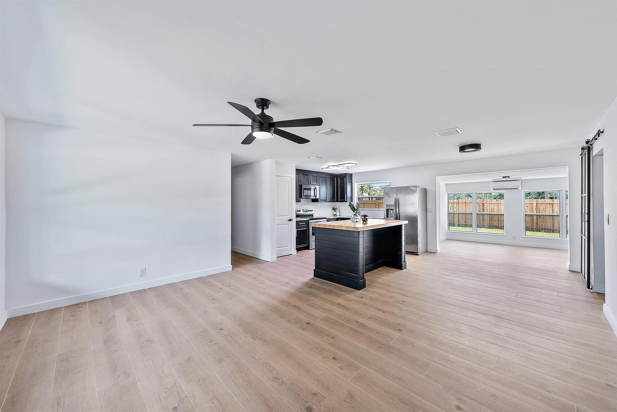 844 Greenbriar Drive