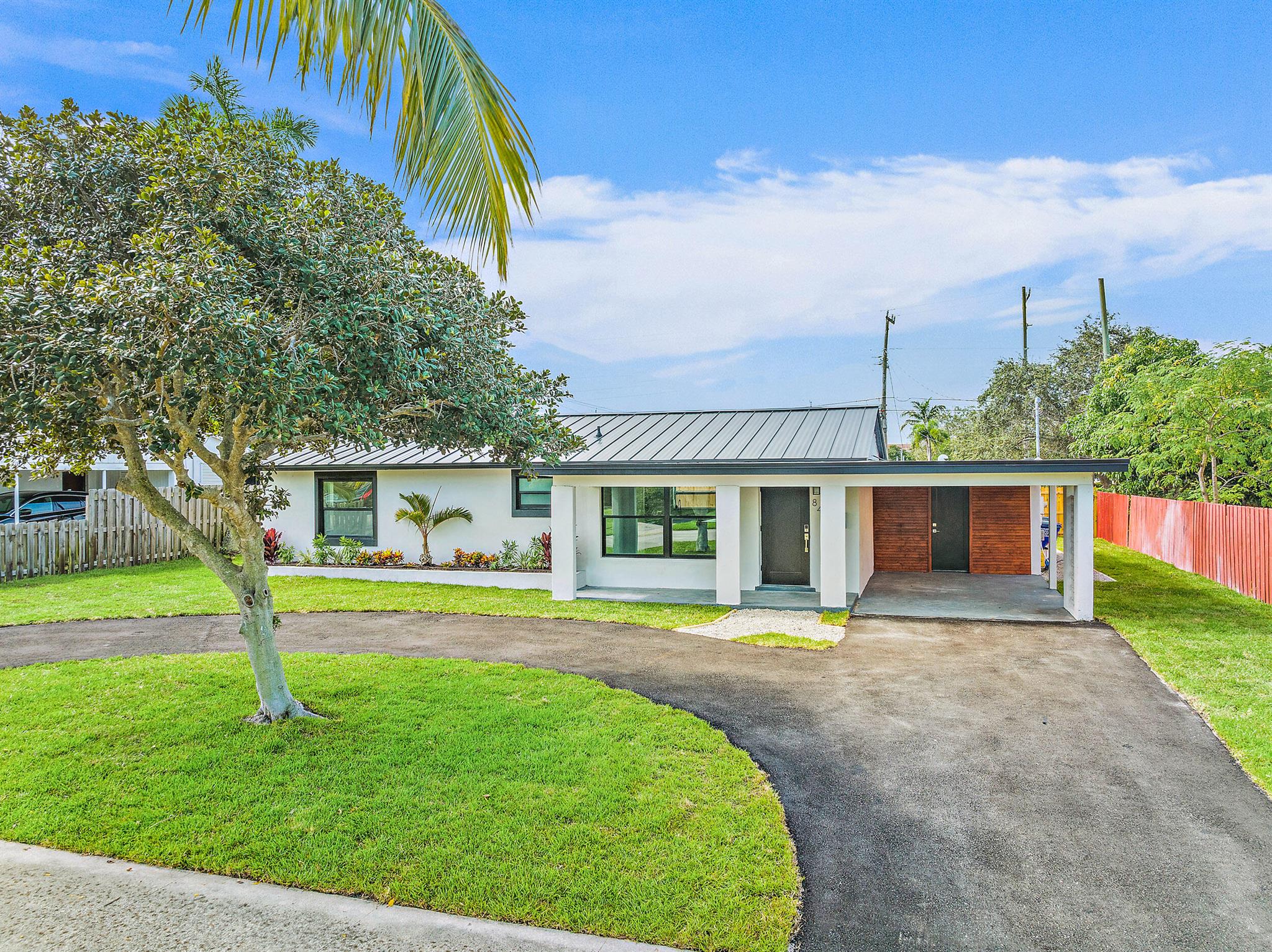 844 Greenbriar Drive