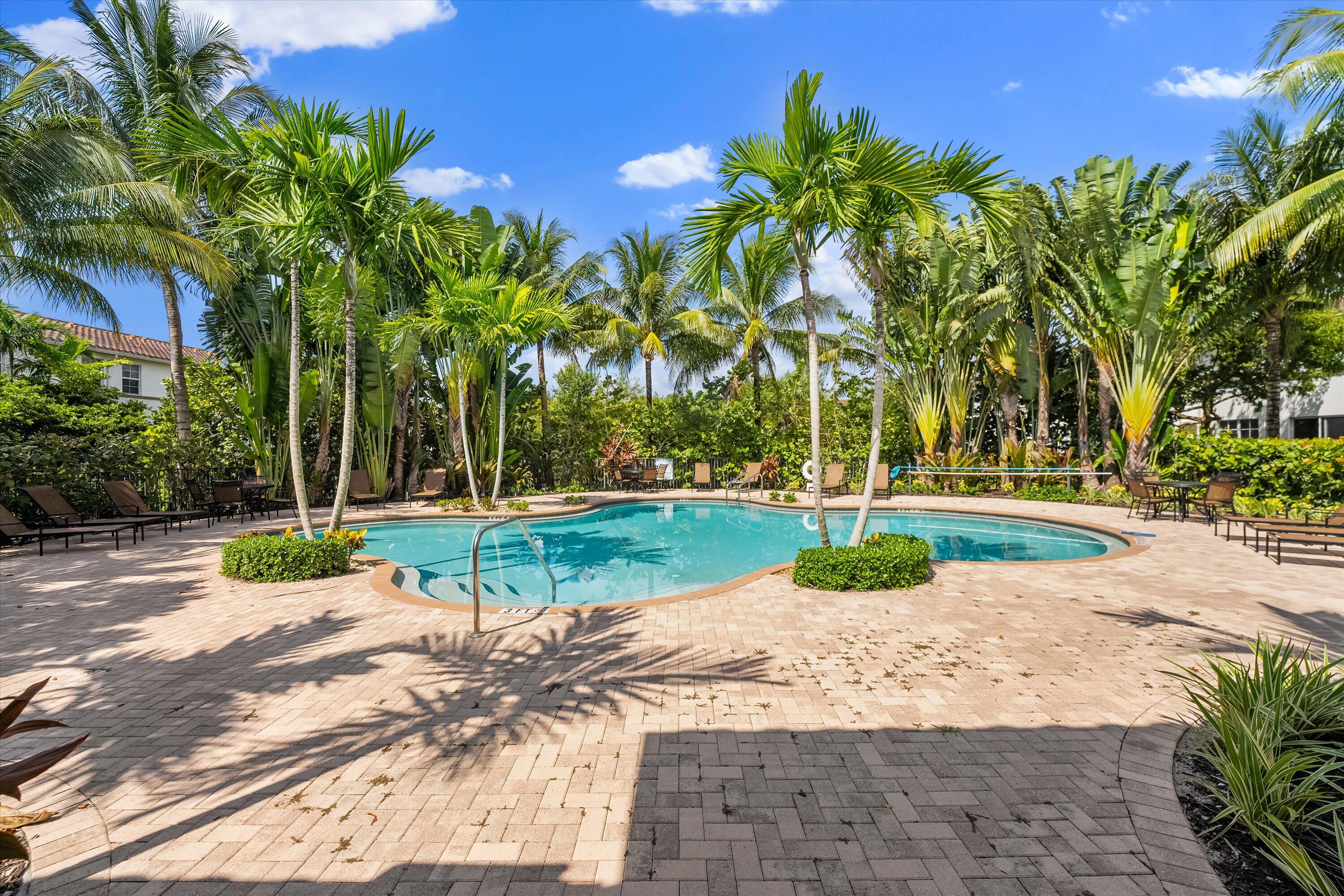 4613 Tara Cove Way
