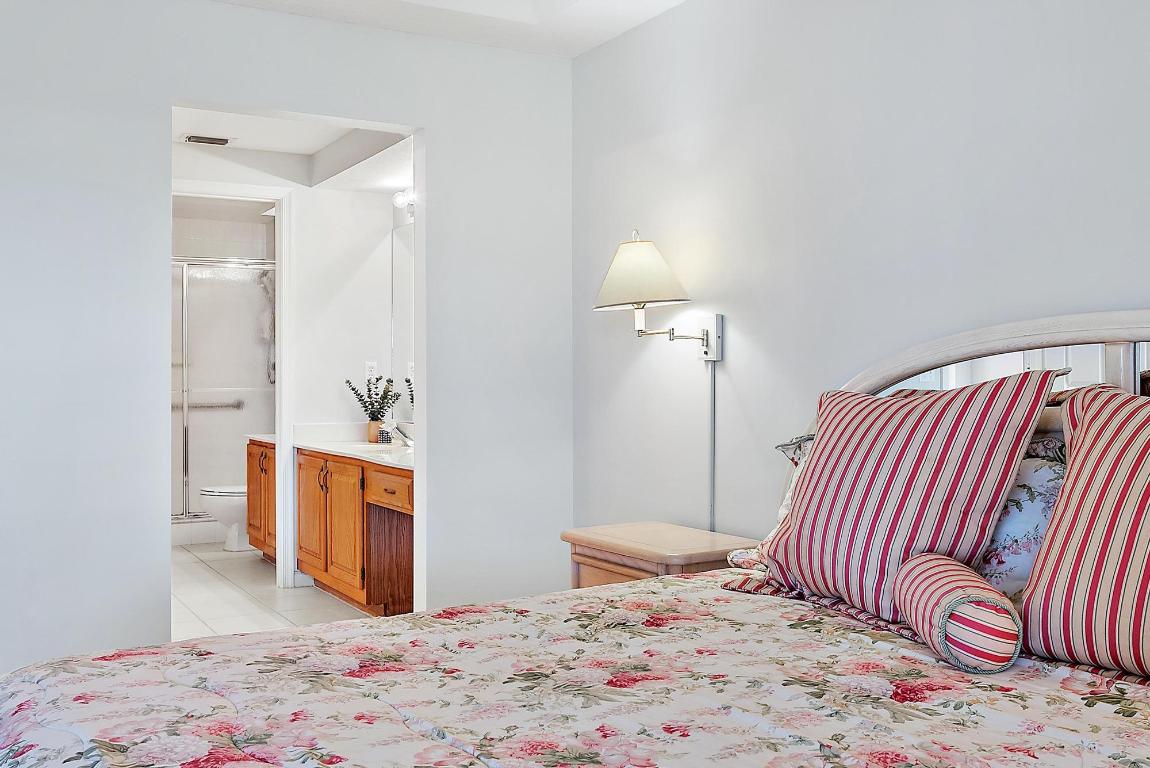 301 Muirfield Court 301b