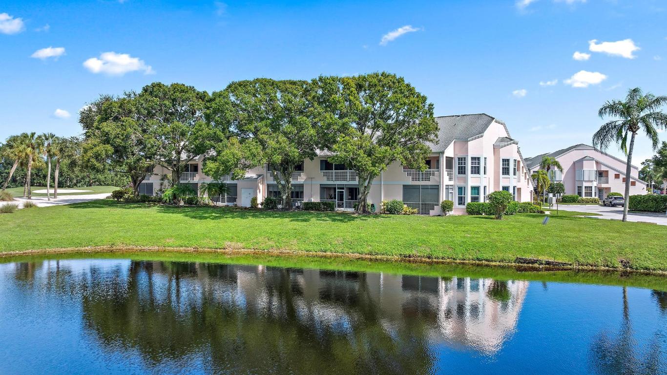 301 Muirfield Court 301b