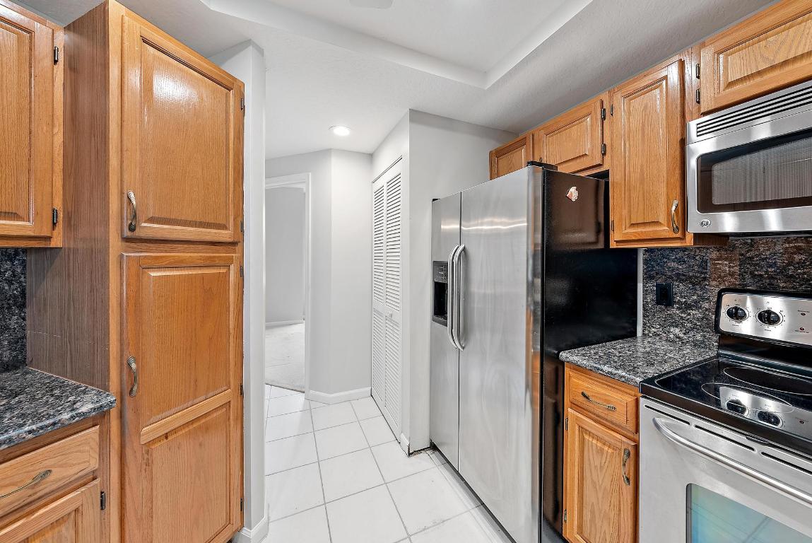 301 Muirfield Court 301b