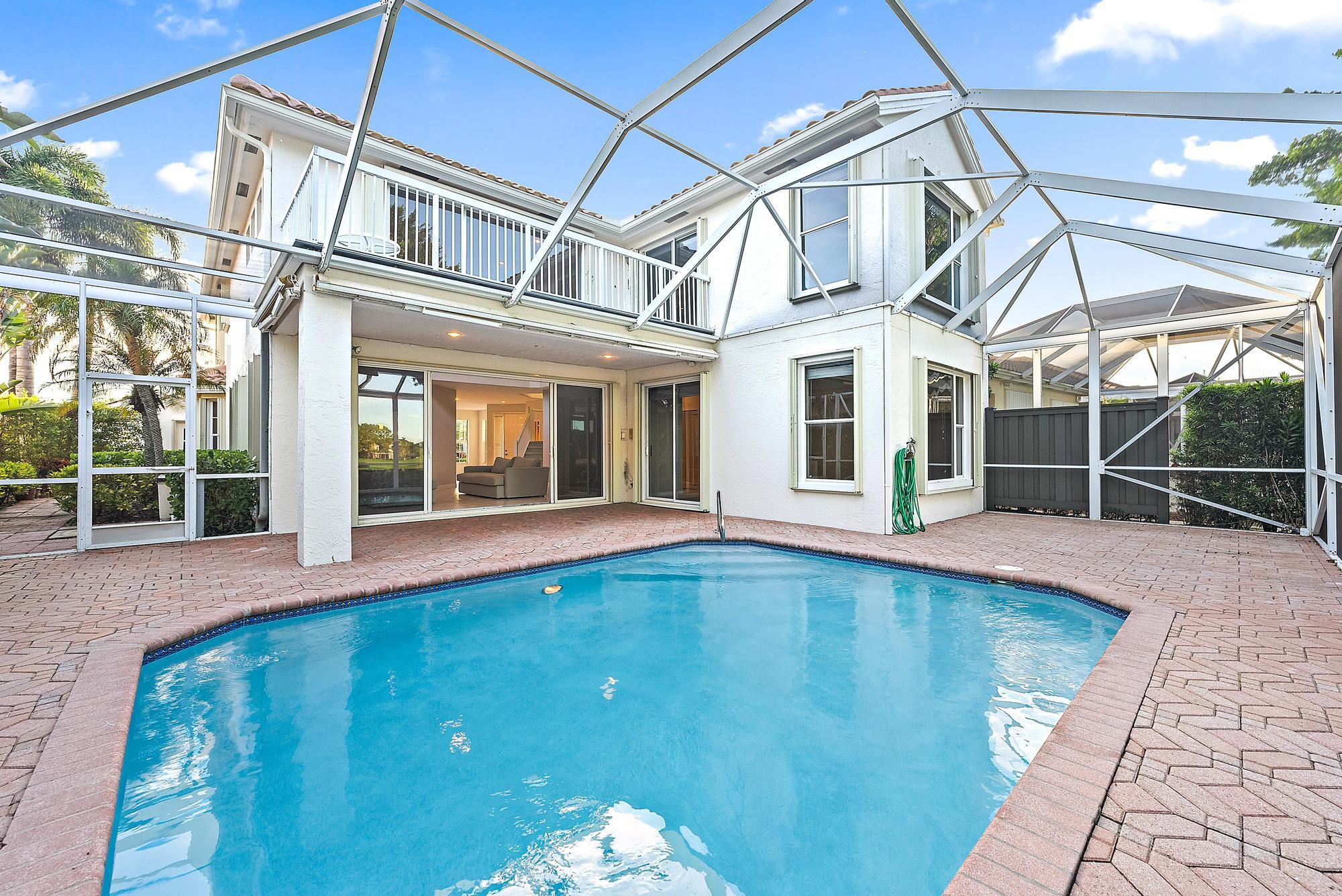 1034 Diamond Head Way