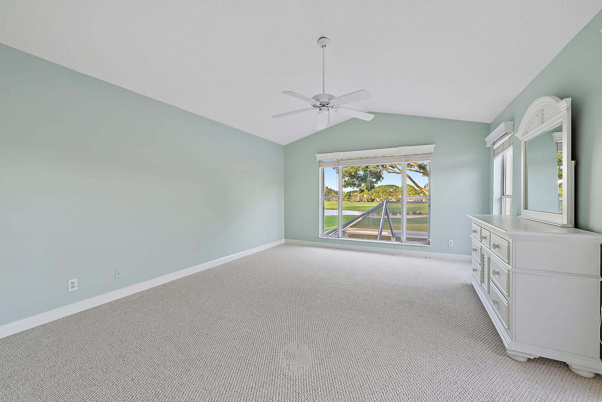 1034 Diamond Head Way