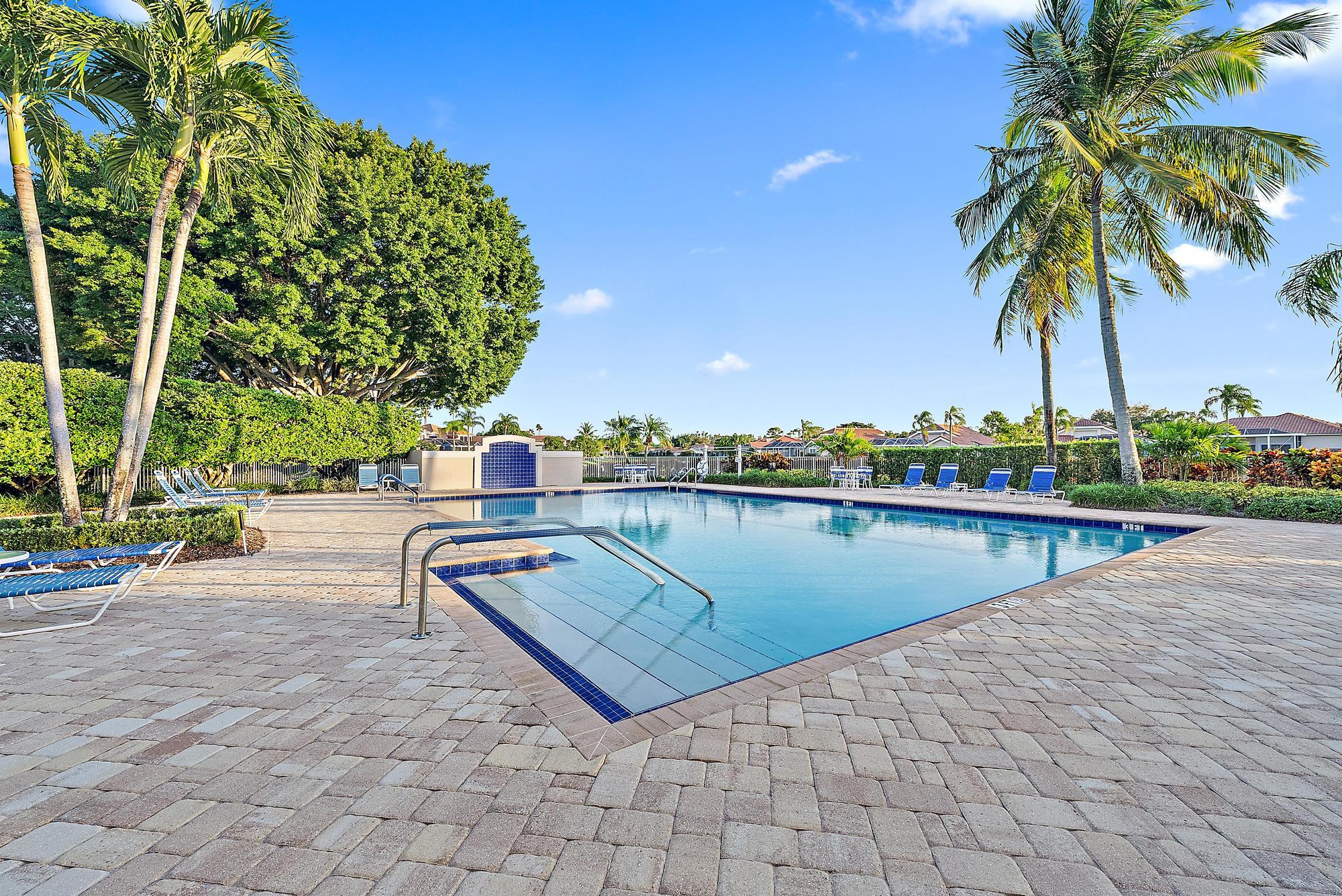 1034 Diamond Head Way