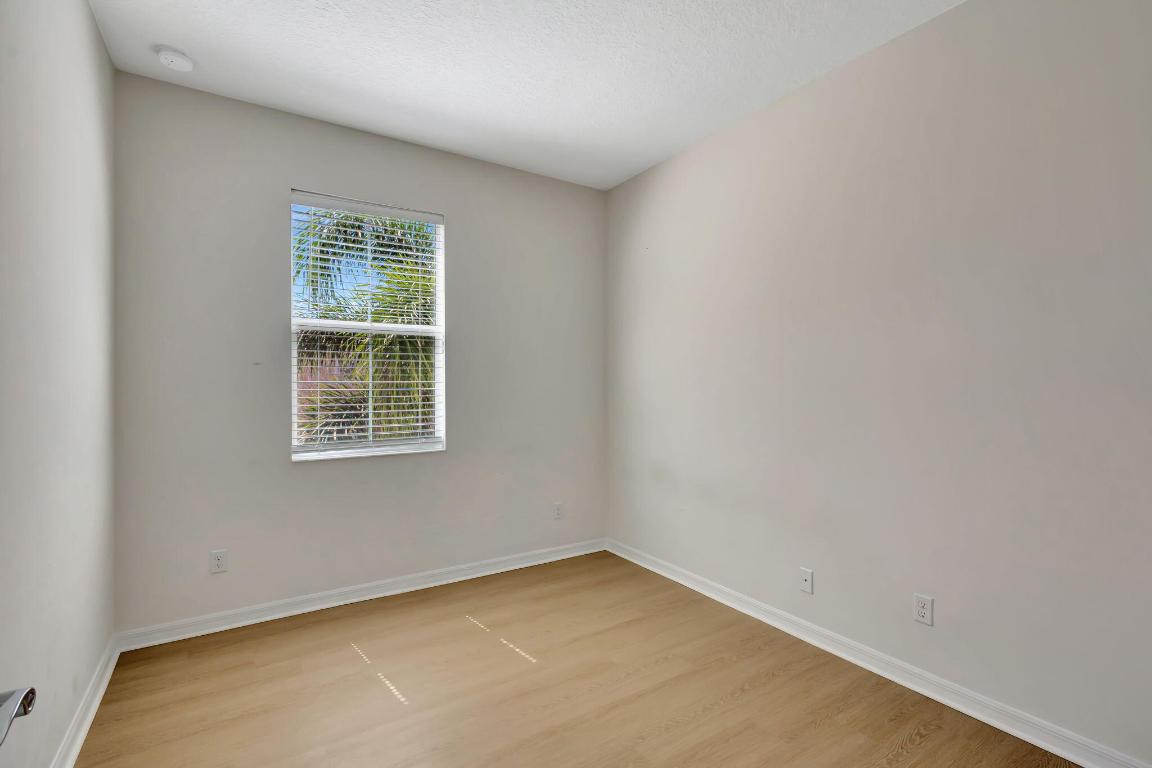 1212 S Community Dr Drive