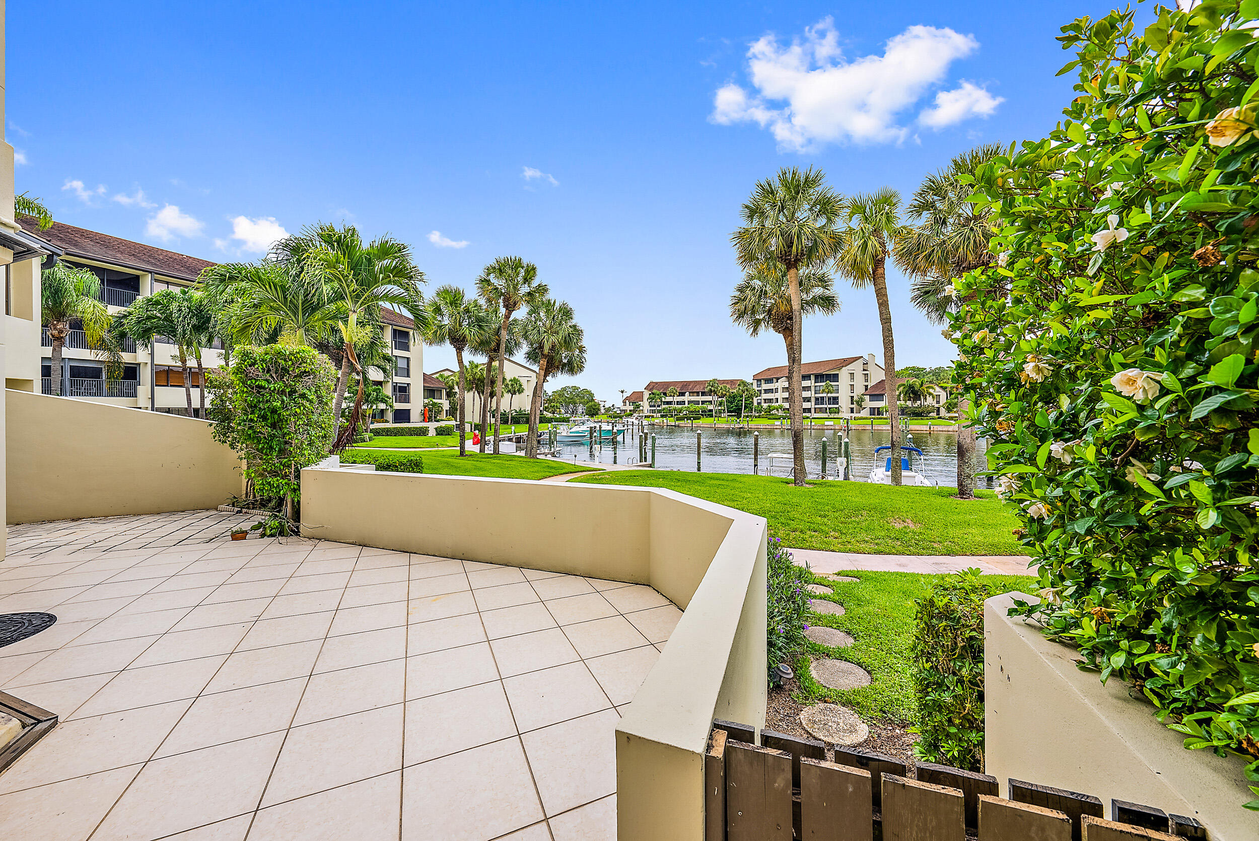 1141 Marine Way E H1l
