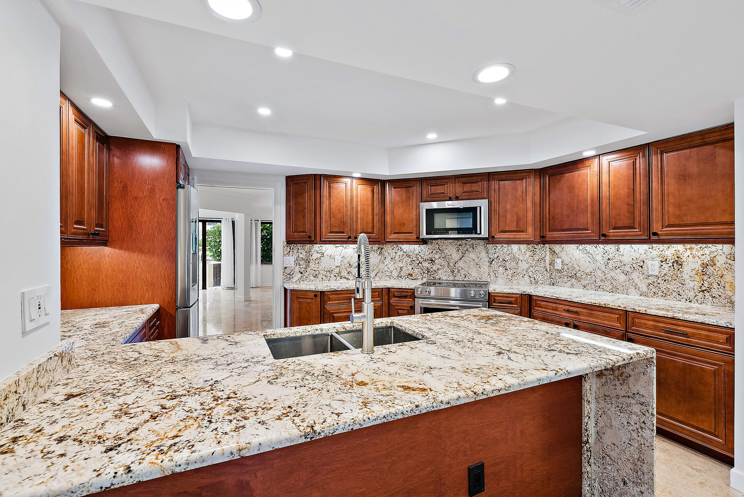 1141 Marine Way E H1l